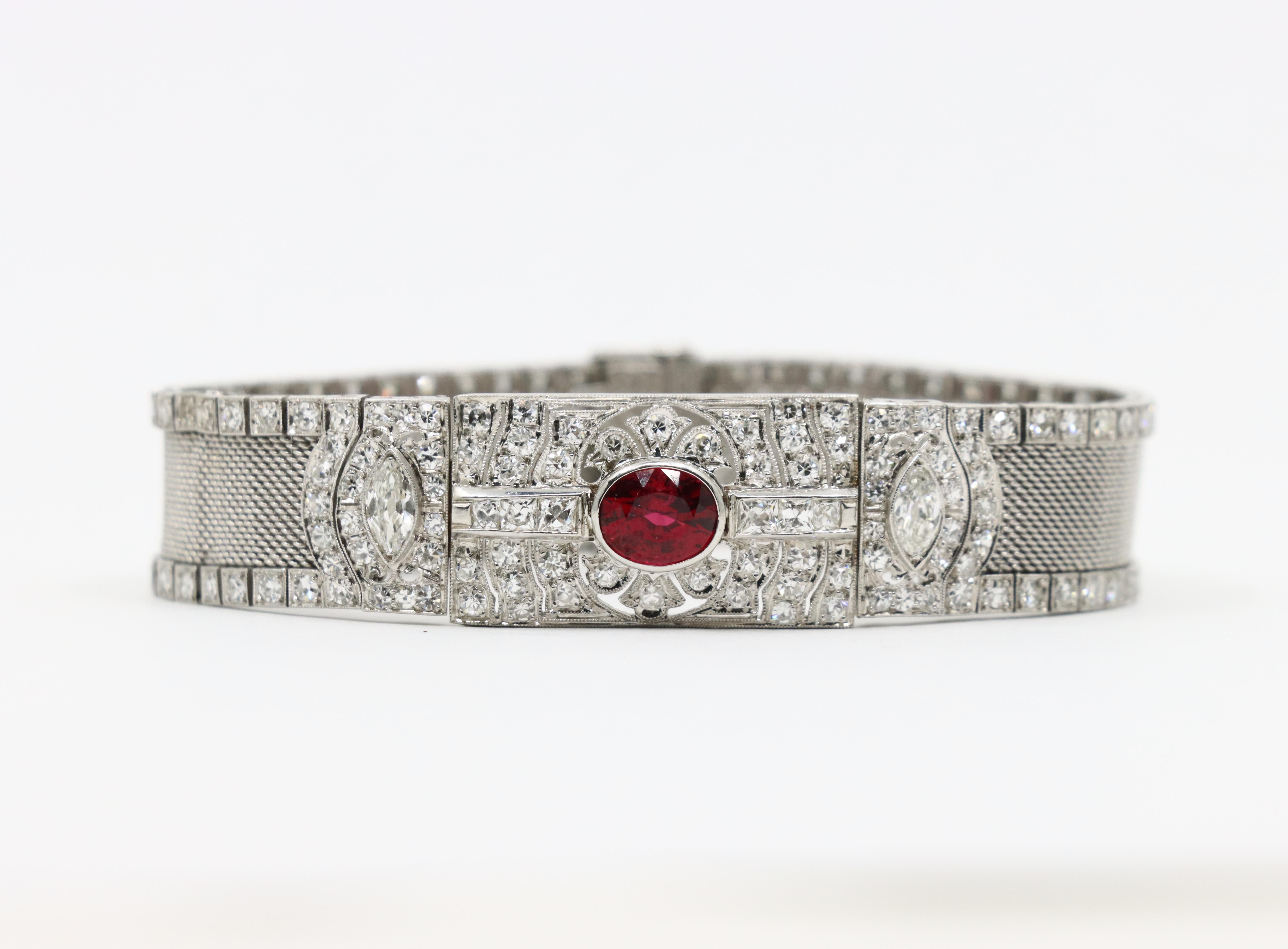 Taille mixte Bracelet Art Déco en platine, rubis et diamant en vente