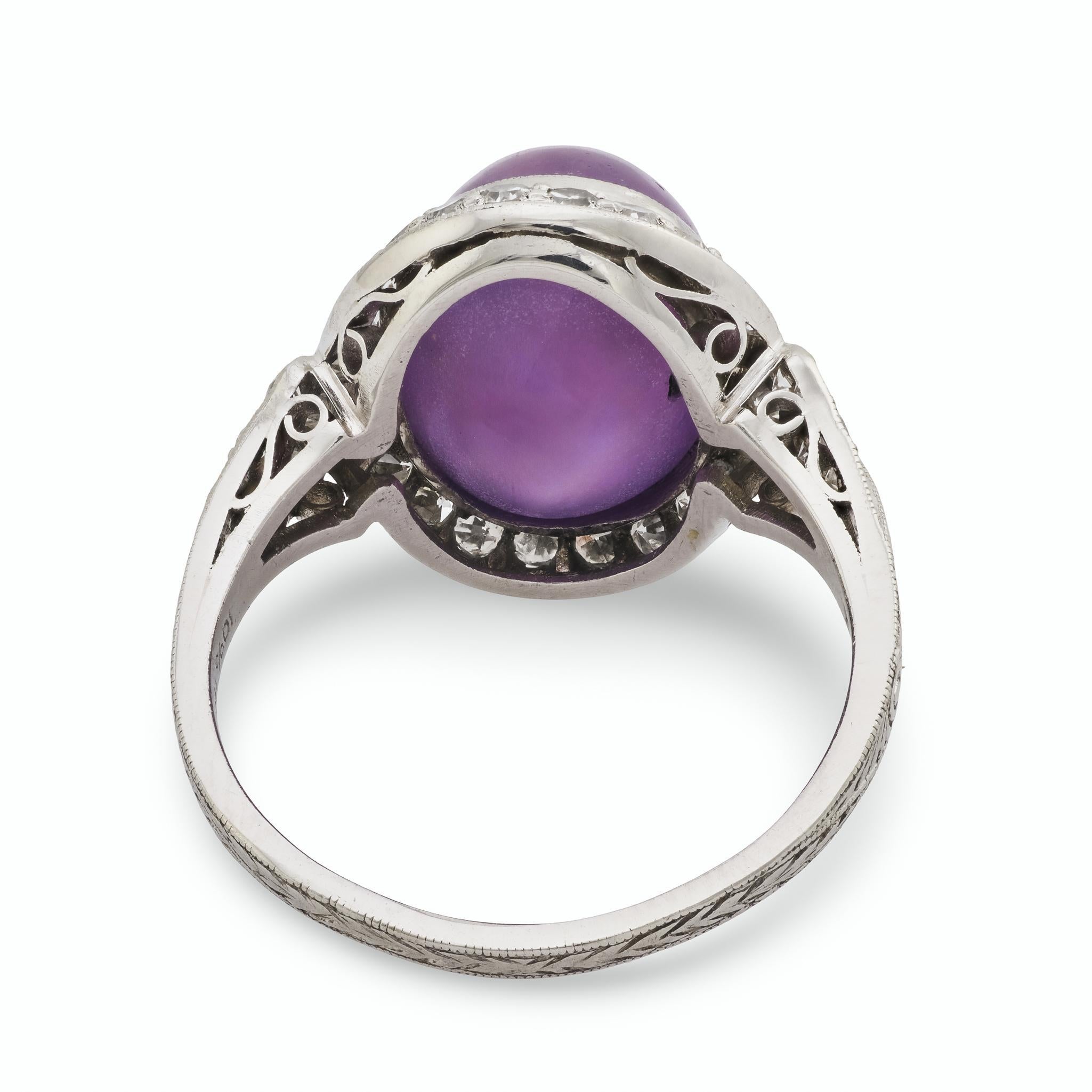 Anello aureola in platino Art Deco con rubino e diamanti In condizioni buone in vendita a Narberth, PA