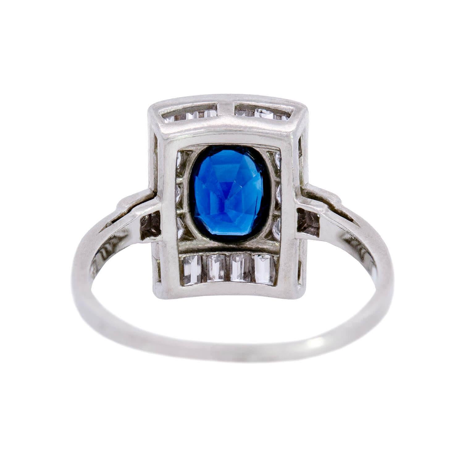 Bague de fiançailles Art déco en platine avec saphir et diamant en vente 1