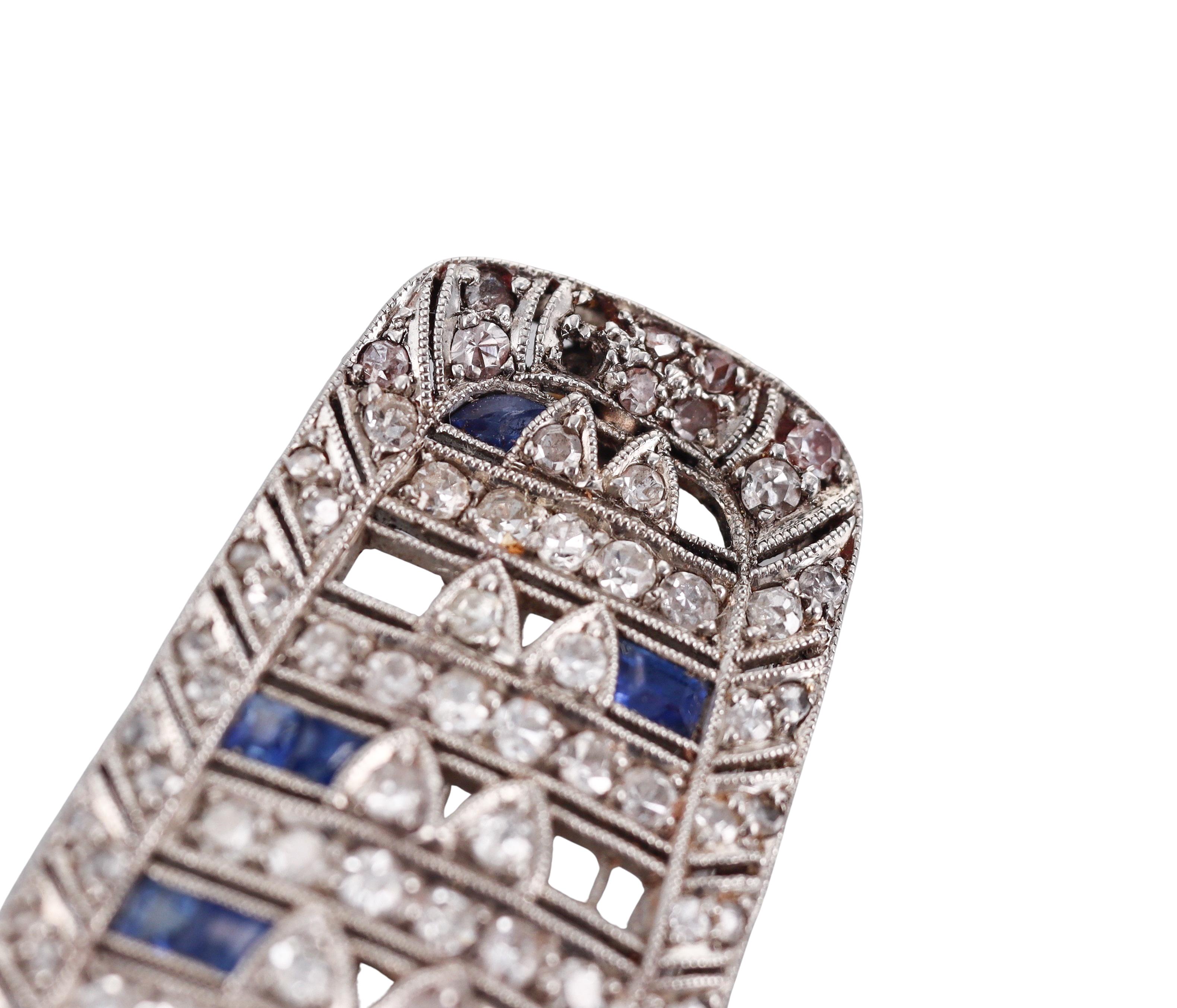 Art Deco Platinum Sapphire Diamond Brooch In Good Condition For Sale In New York, NY
