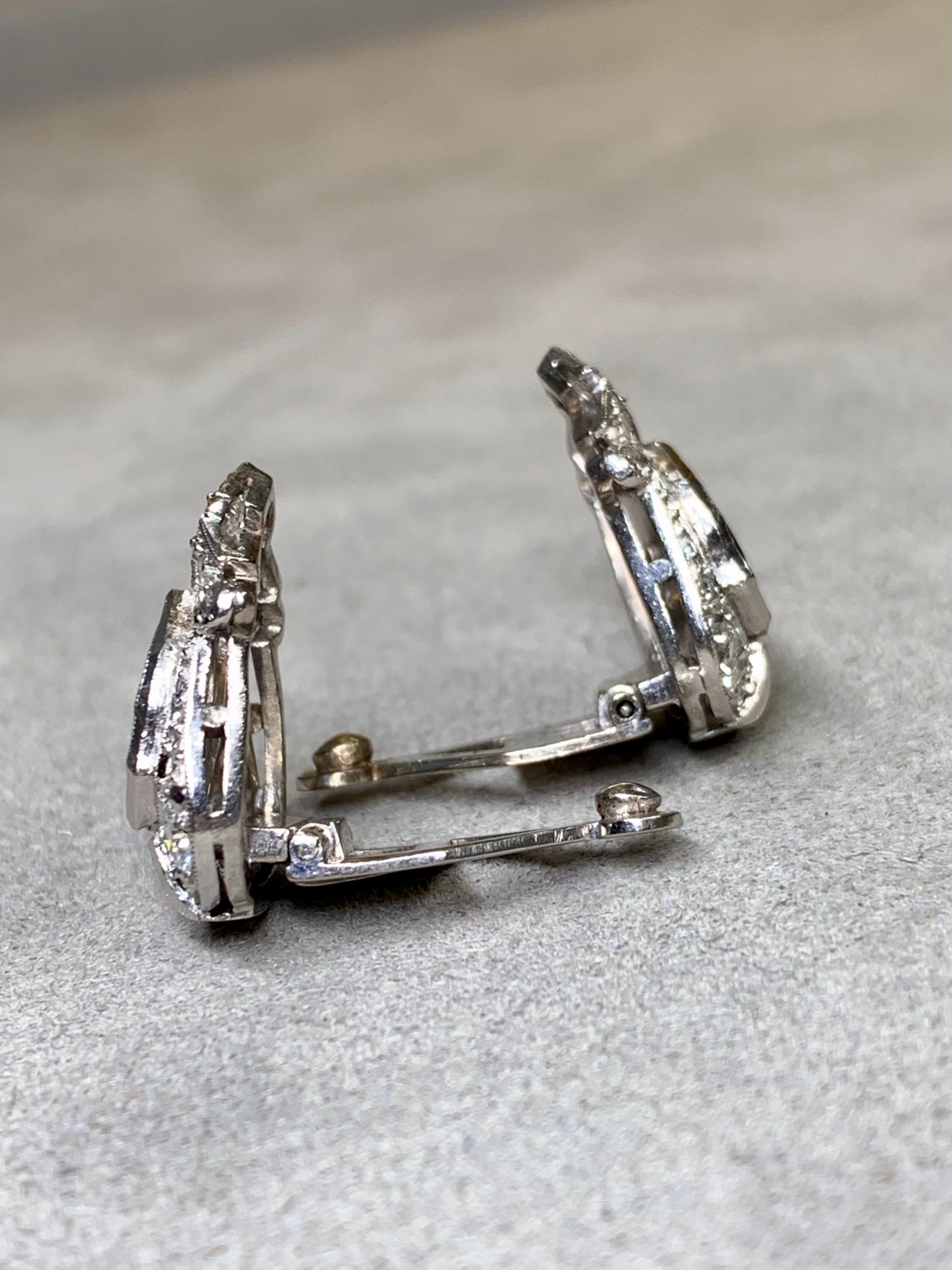 Art Deco Platin Schild Saphir Europäische Diamant Ohrringe Burma No Heat GIA (Schildschliff) im Angebot