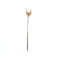 Art Deco Platinum Stick Pin with Natural Pearl - Late 19th Century Elegance