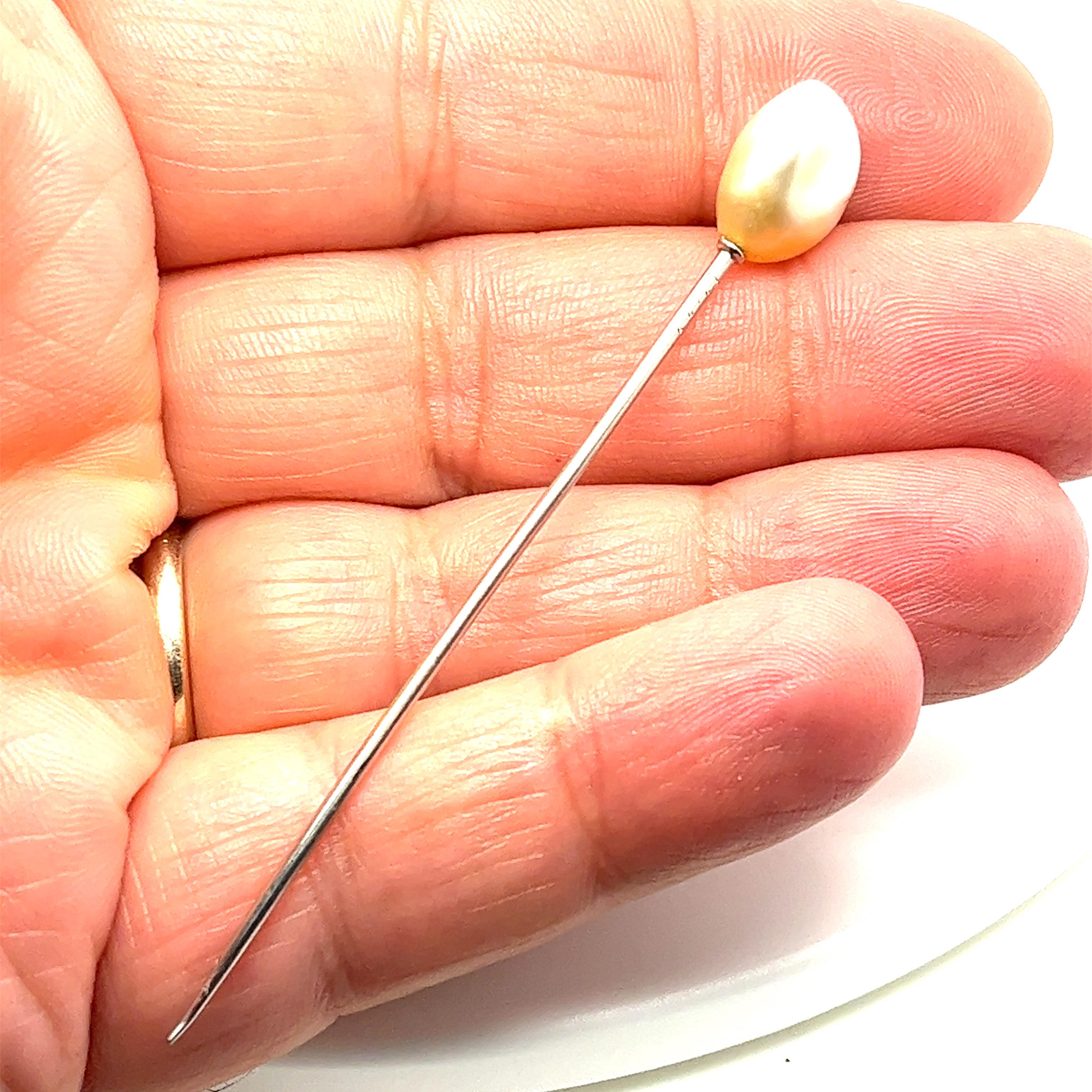 Art Deco Platinum Stick Pin mit Natural Pearl - Elegance des späten 19. Jahrhunderts im Zustand „Gut“ im Angebot in Miami, FL