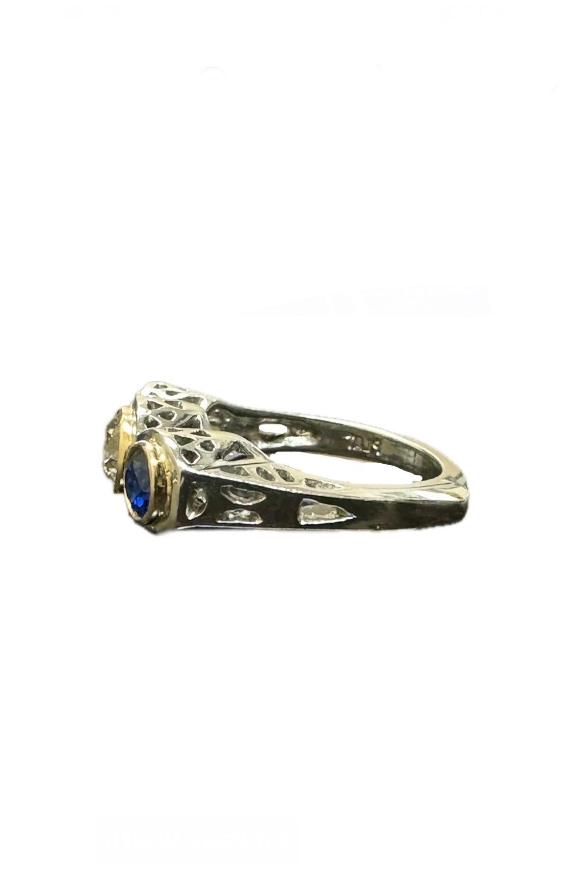 Art Deco Platinum Three Stone Blue Sapphire 1.33 Diamond Engagement Ring For Sale 1