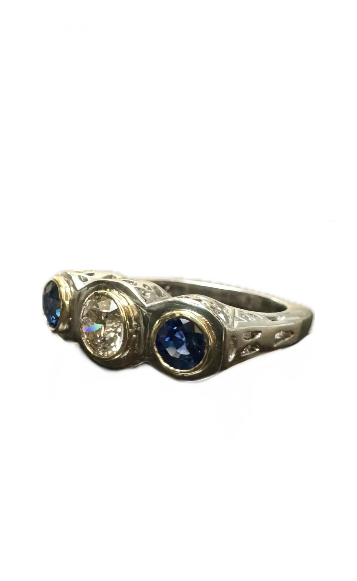 Art Deco Platinum Three Stone Blue Sapphire 1.33 Diamond Engagement Ring For Sale 2