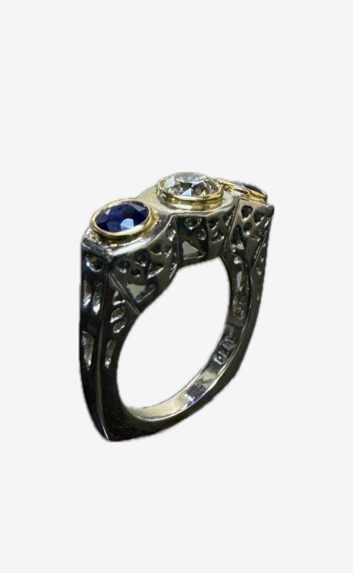 Art Deco Platinum Three Stone Blue Sapphire 1.33 Diamond Engagement Ring For Sale 4