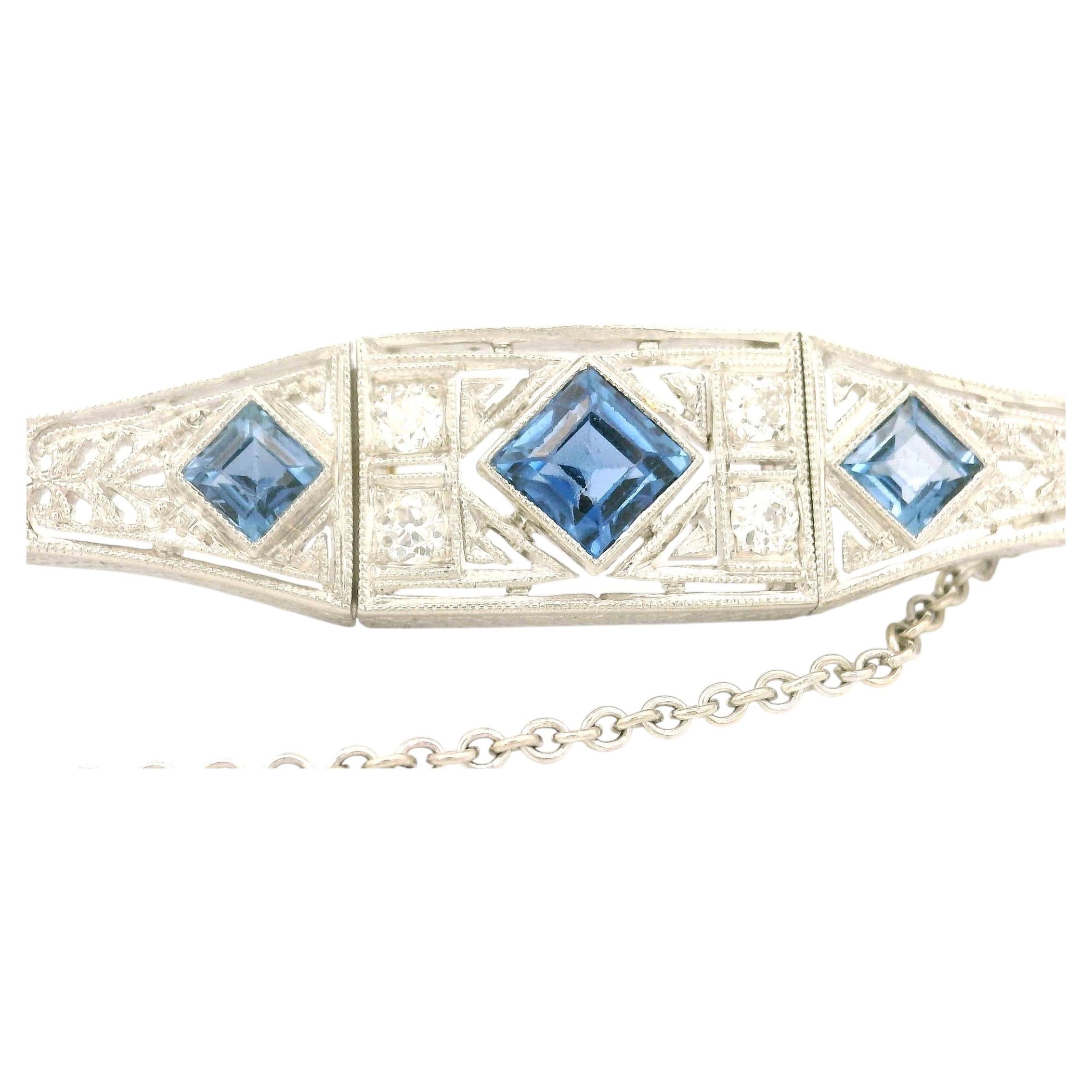 Art-Déco-Armband aus Platin mit Yogo-Saphiren und Diamanten