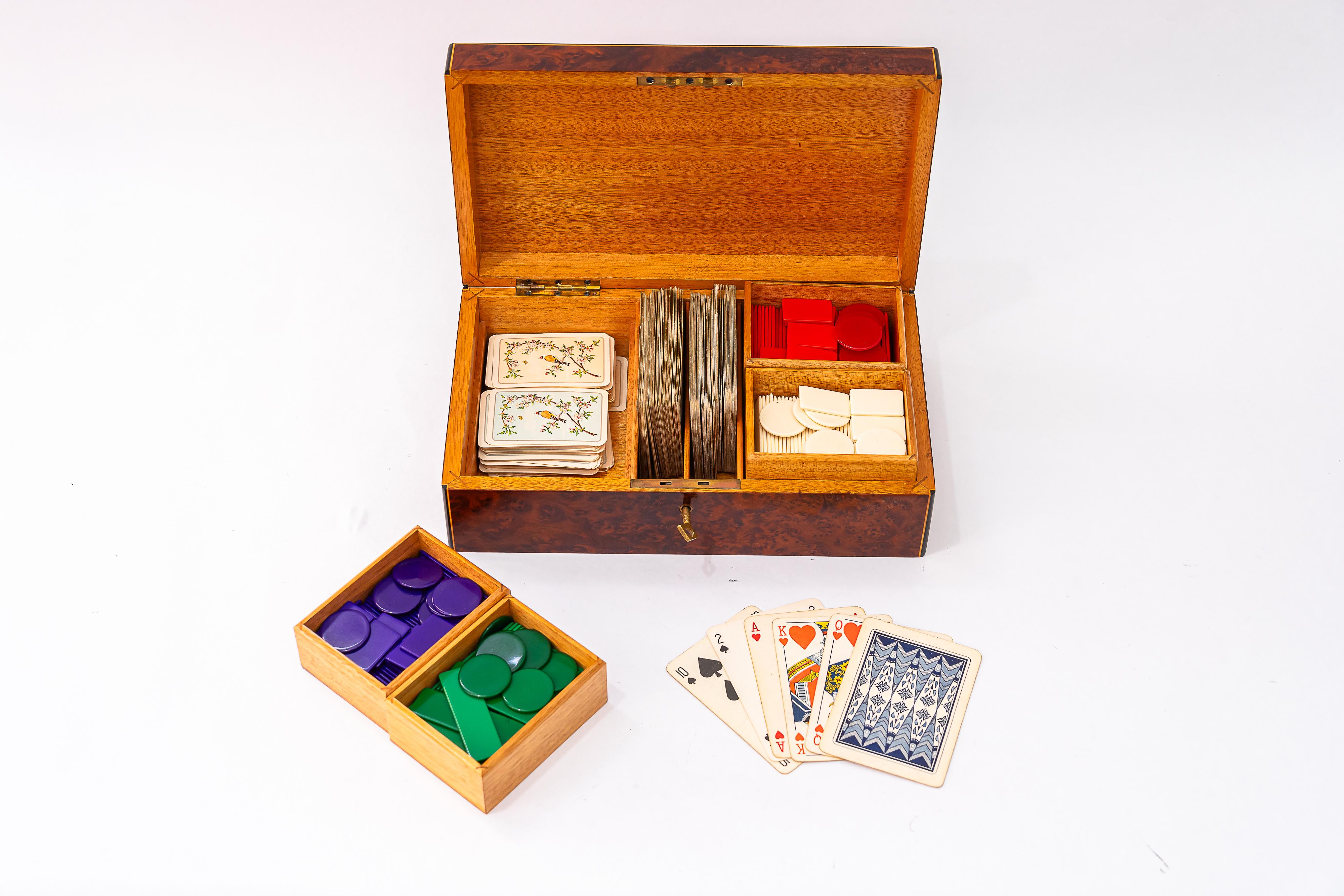 Boîte de jeu Art Déco en bois d'érable viennois des années 1920 en vente 6