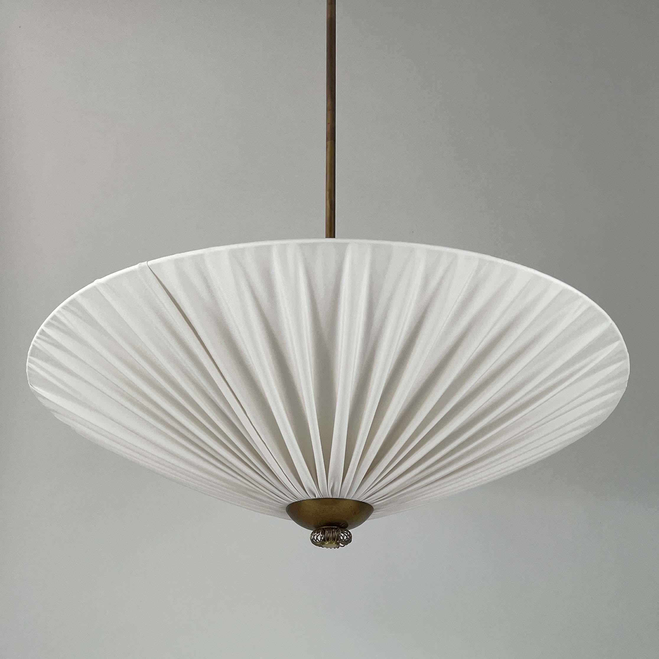 Art Deco Pleated Cream Fabric & Brass Pendant, Finland 1940s 8