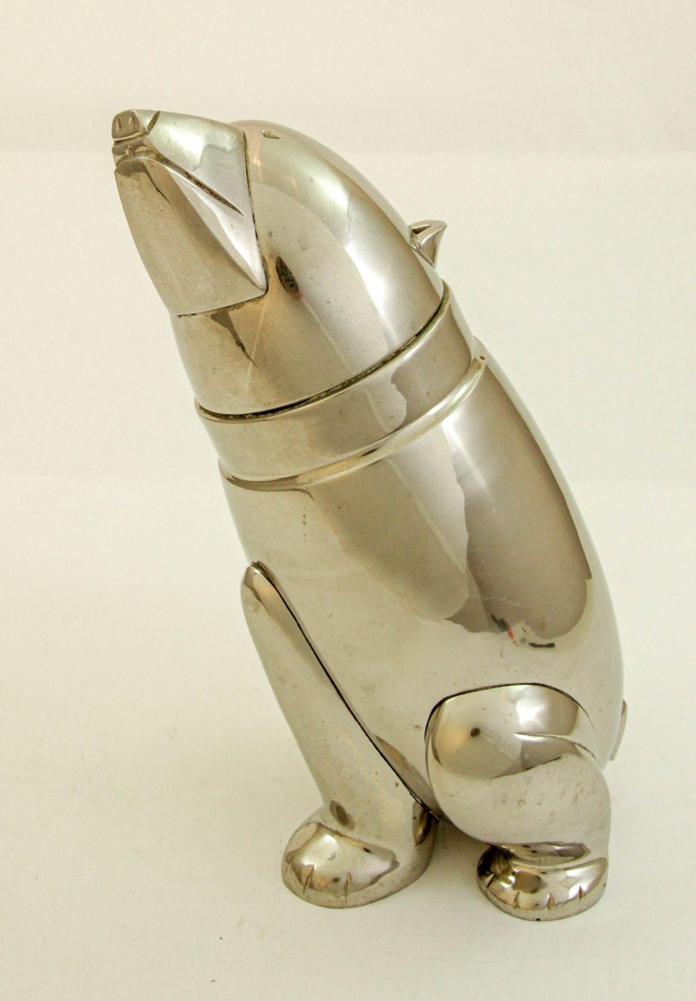 Shaker à cocktail figuratif Art Déco ours polaire chromé des années 1980 en vente 6