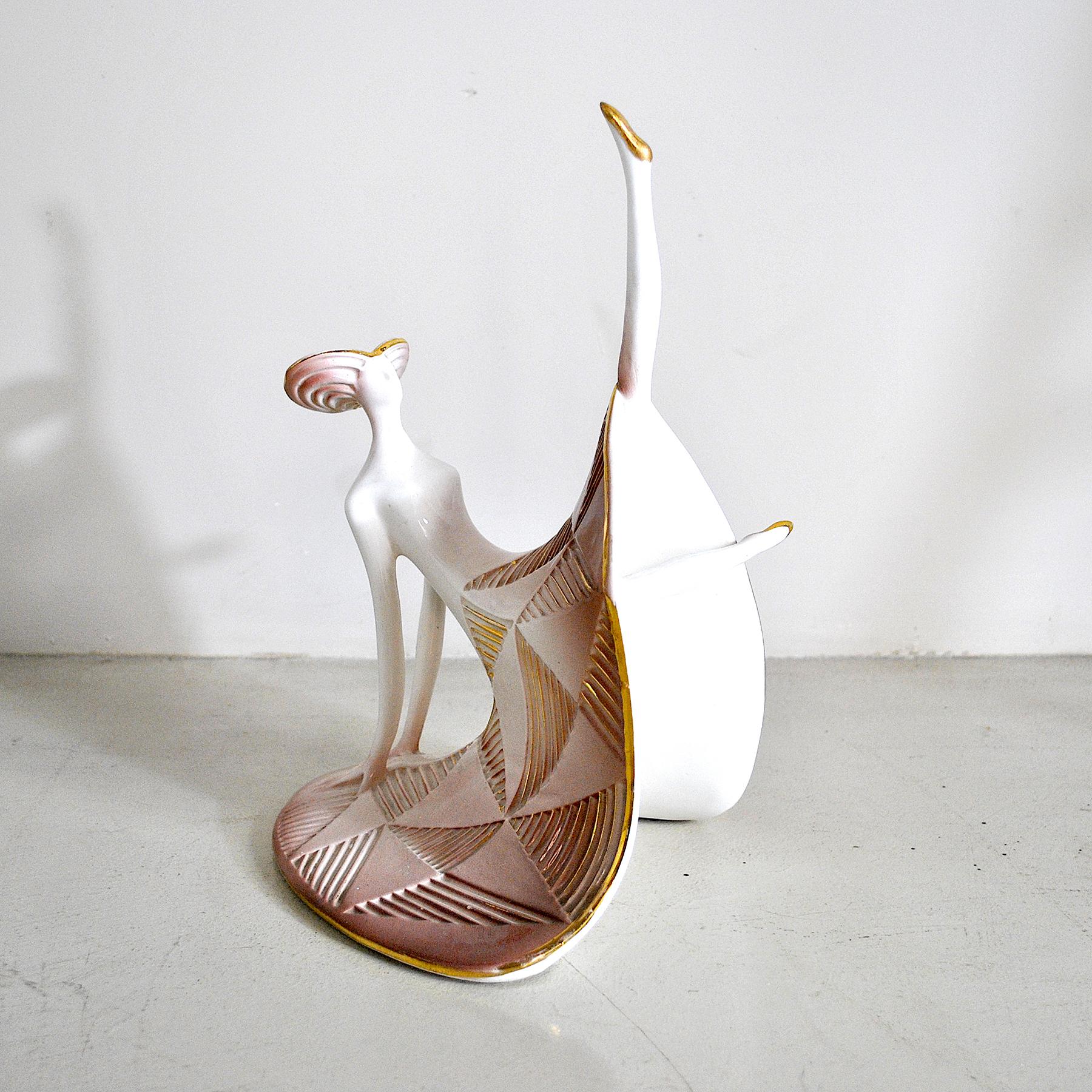 Futurist Art Déco Polychrome Ceramic Dancer from the 1930s