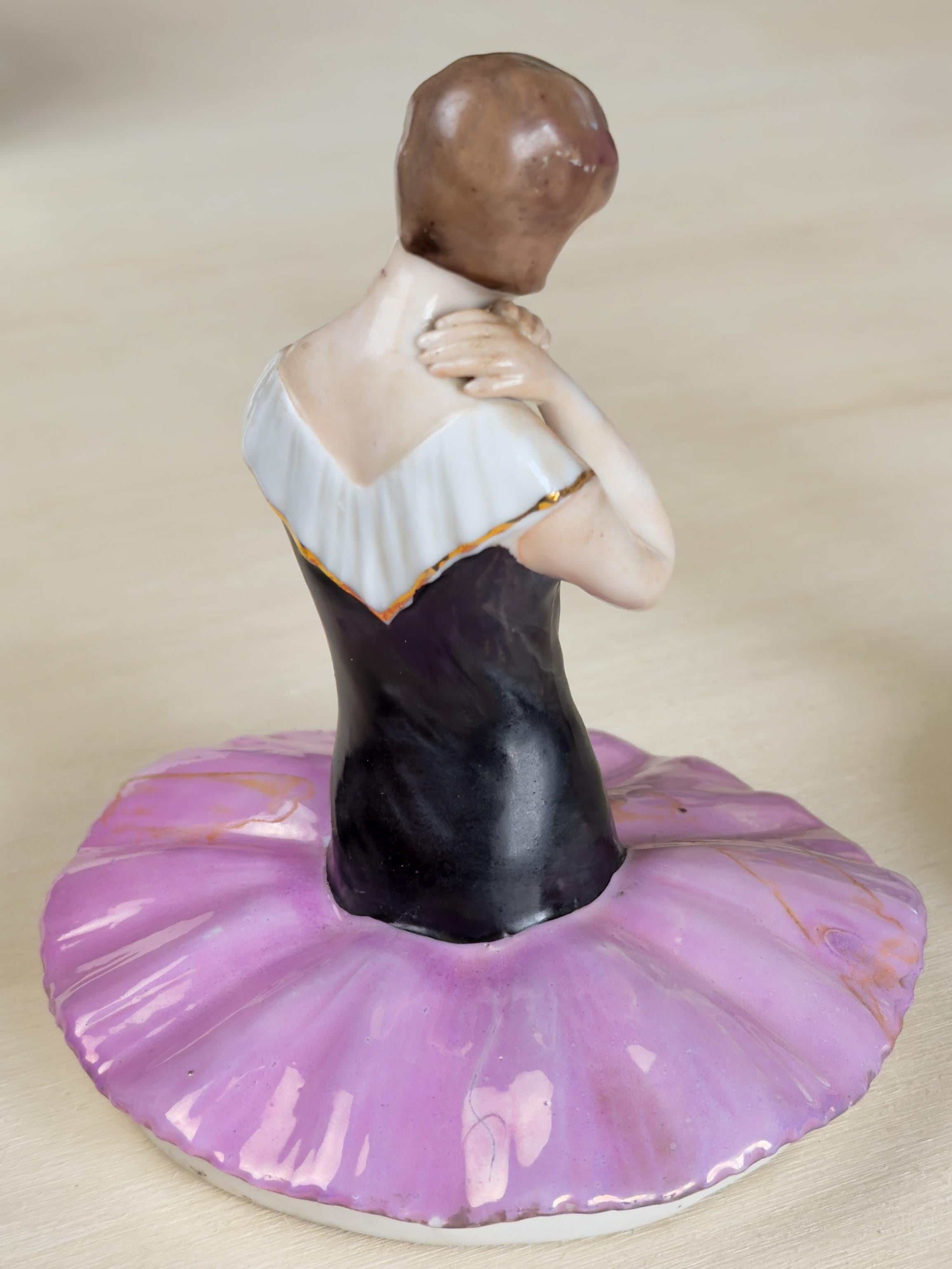 Boîte à bijoux de ballerine ou boîte à poudre Art déco, Allemagne, années 1930 en vente 4