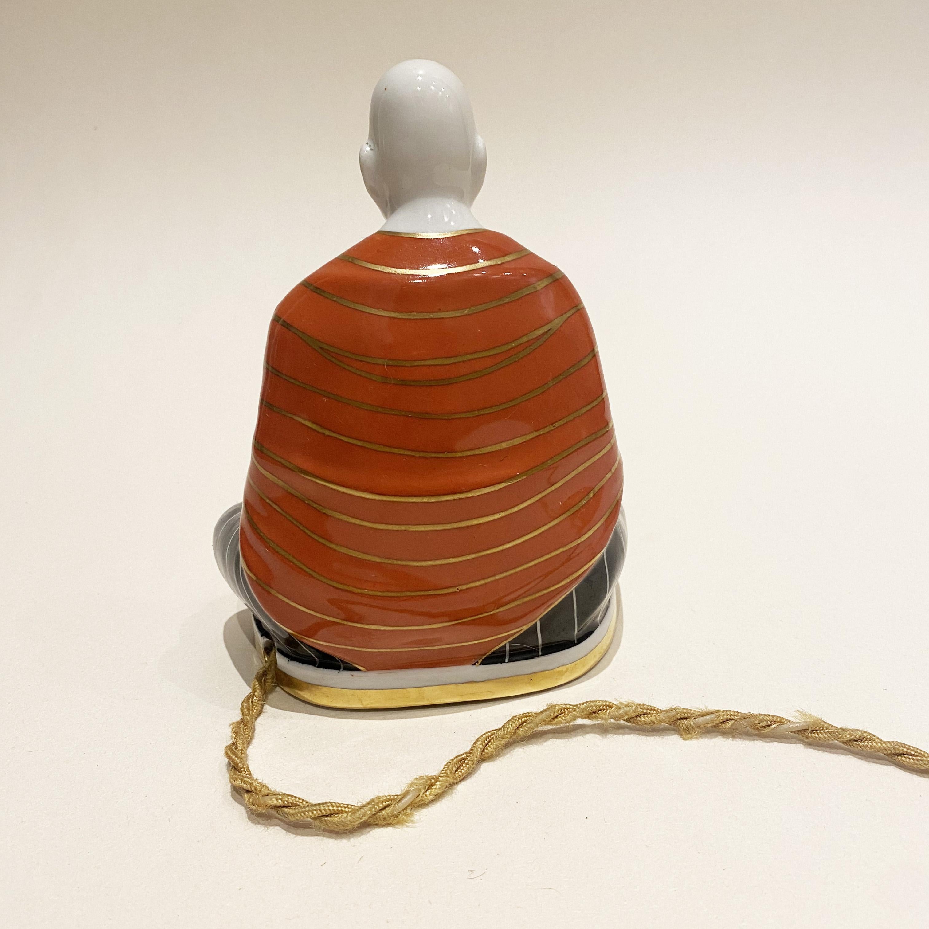 Lampe brûleur de parfum « Bouddha » chinoise en porcelaine Art déco par Robj Paris, années 1920 Bon état à Lille, FR