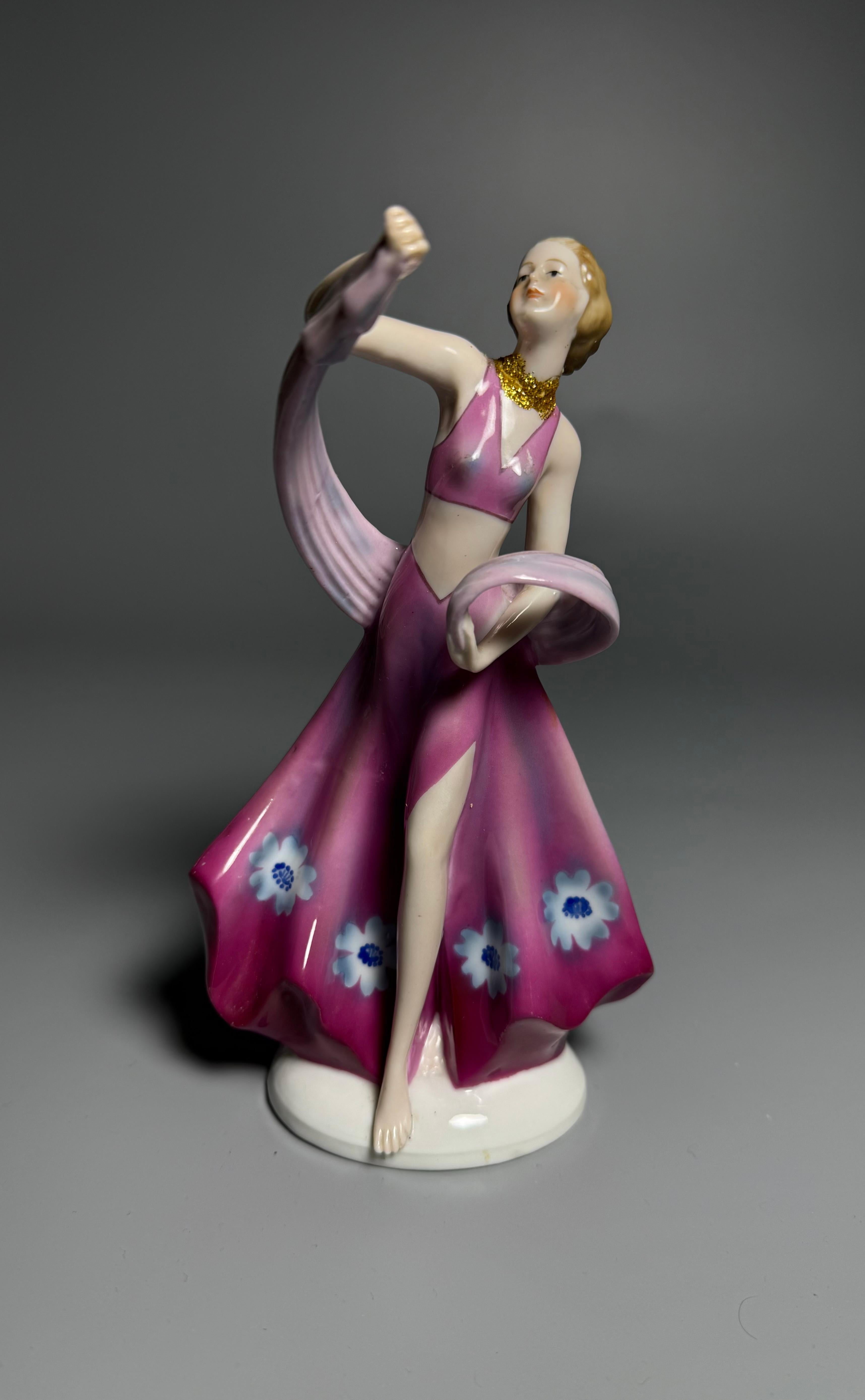 Figura in porcellana Art Deco Donna danzante rosa Fasold & Strauch Germania in vendita 3