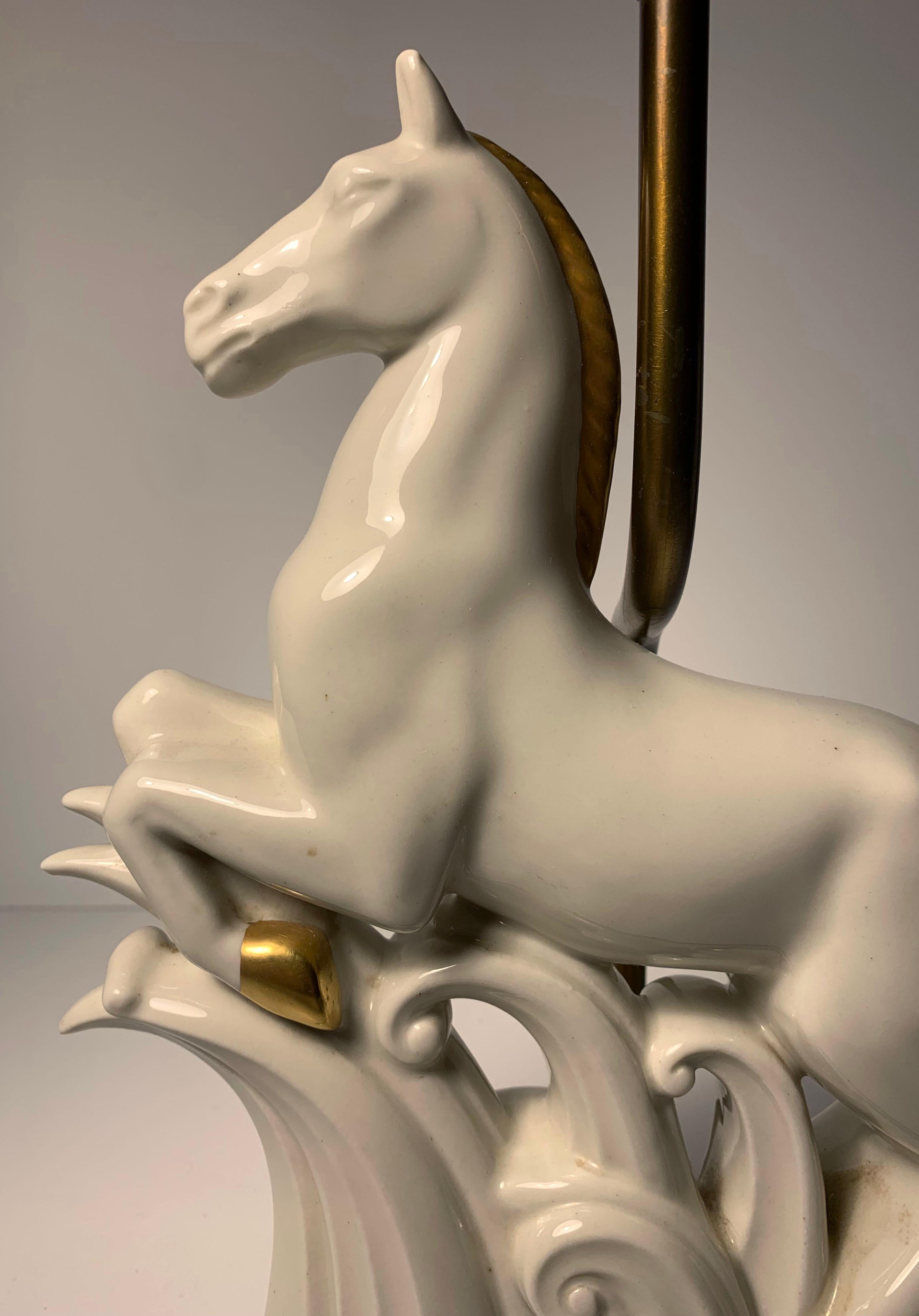 Lampe de sculpture de cheval en porcelaine Art Déco en vente 2