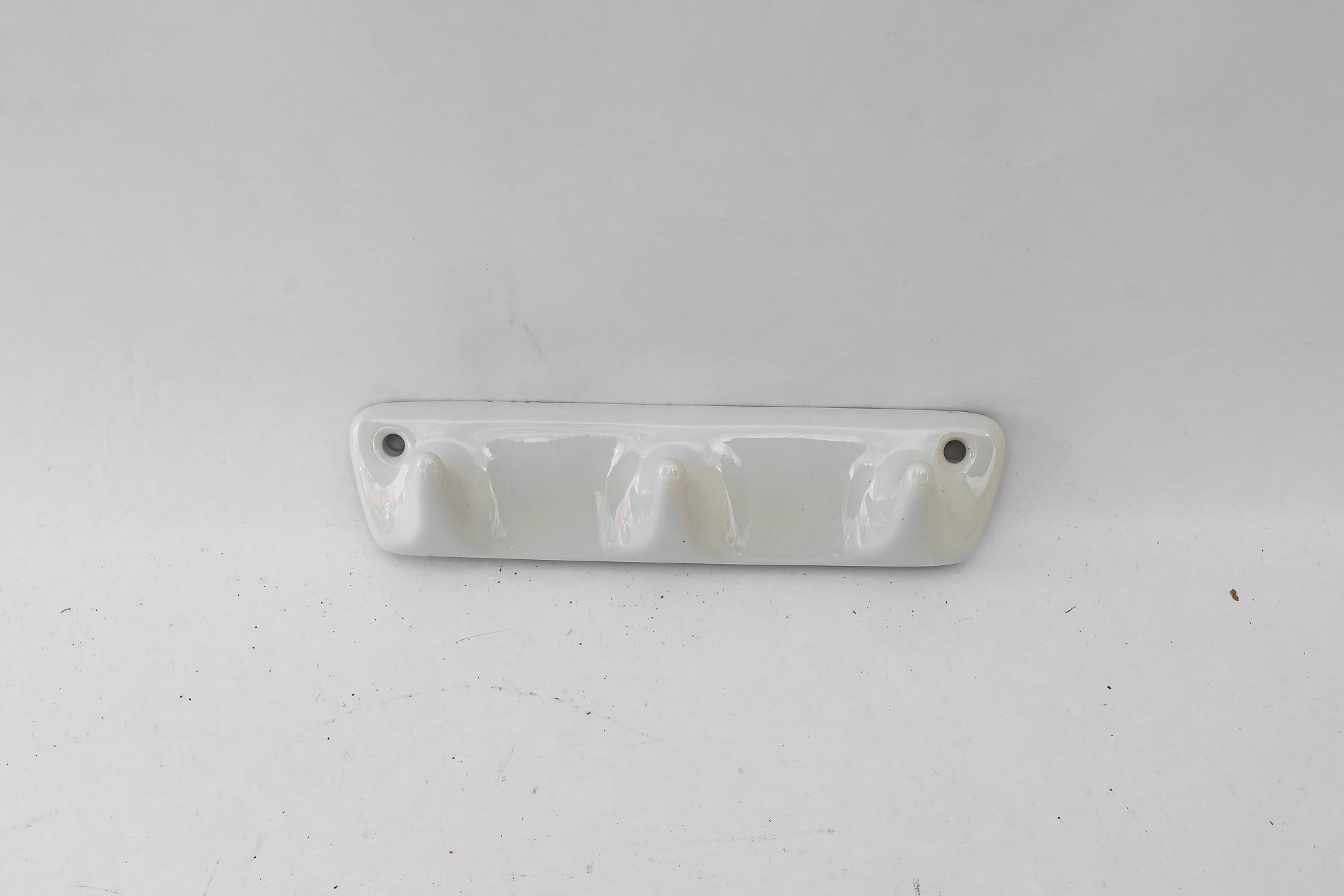 Art deco porcelain kitchen wall hooks vienna around 1930s
Original condition