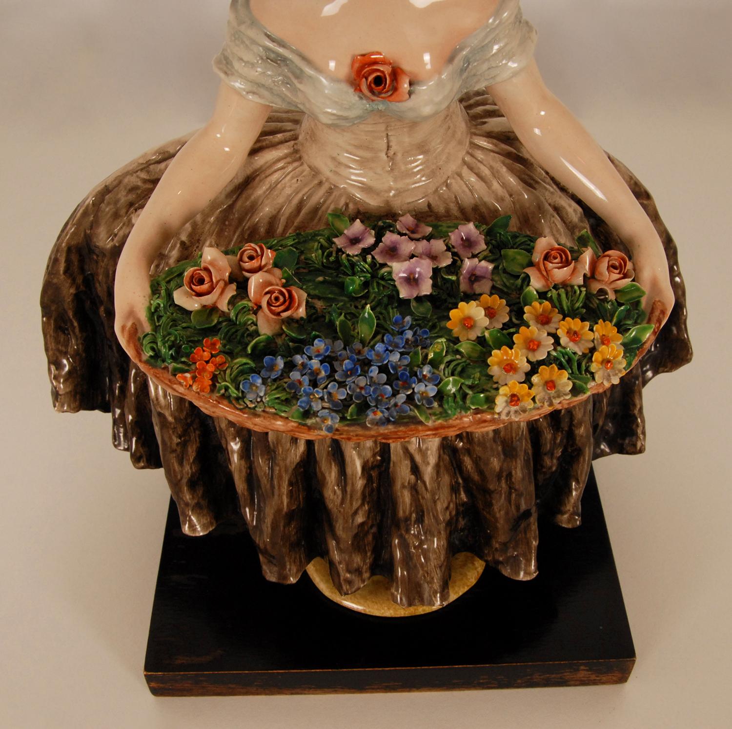 Figurine de femme en céramique italienne Art Déco Guido Cacciapuoti Cris de Paris Porcelaine en vente 5