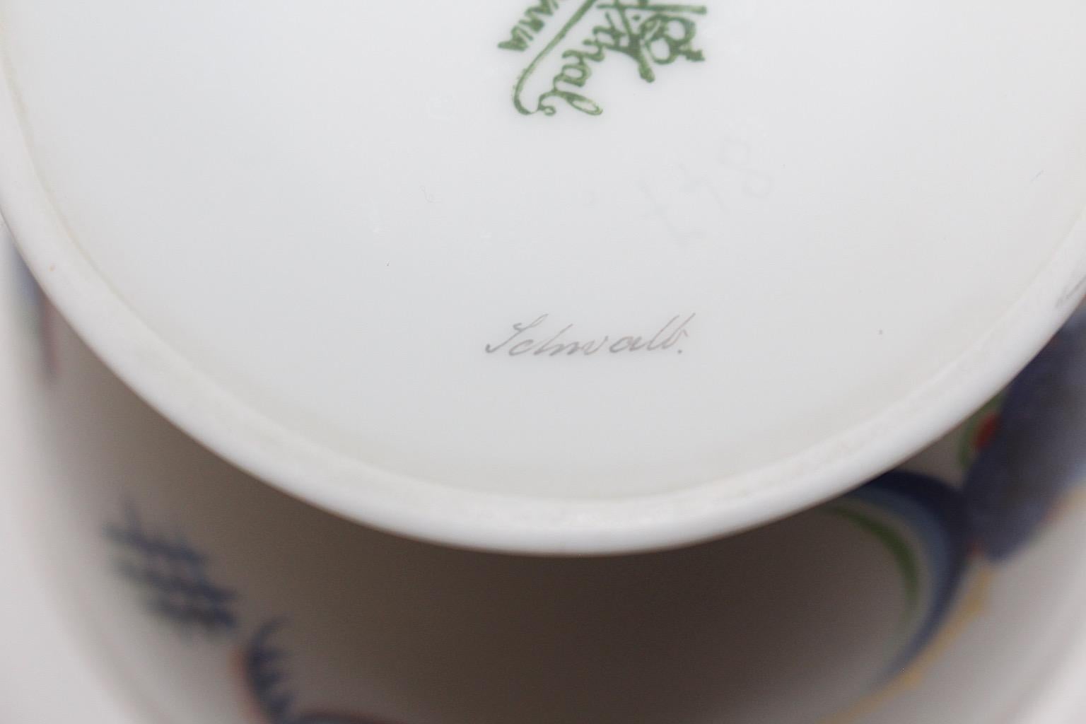 Tedesco Scatola con coperchio in porcellana Art Deco Forma Pagoda Rosenthal Selb Porcelain Baviera Schwalb Germania in vendita