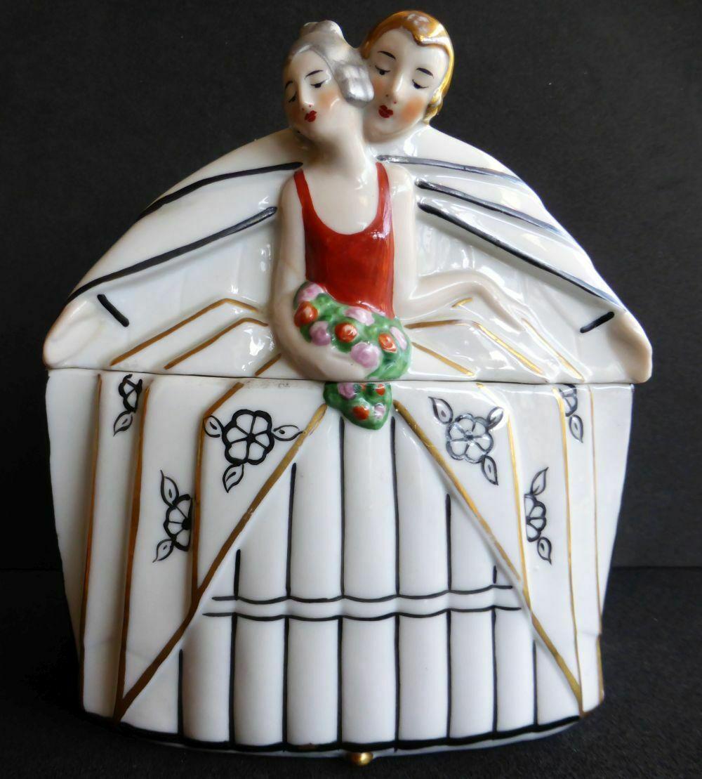 Polvera de porcelana Art Decó, alemana, hacia 1930 en venta 6