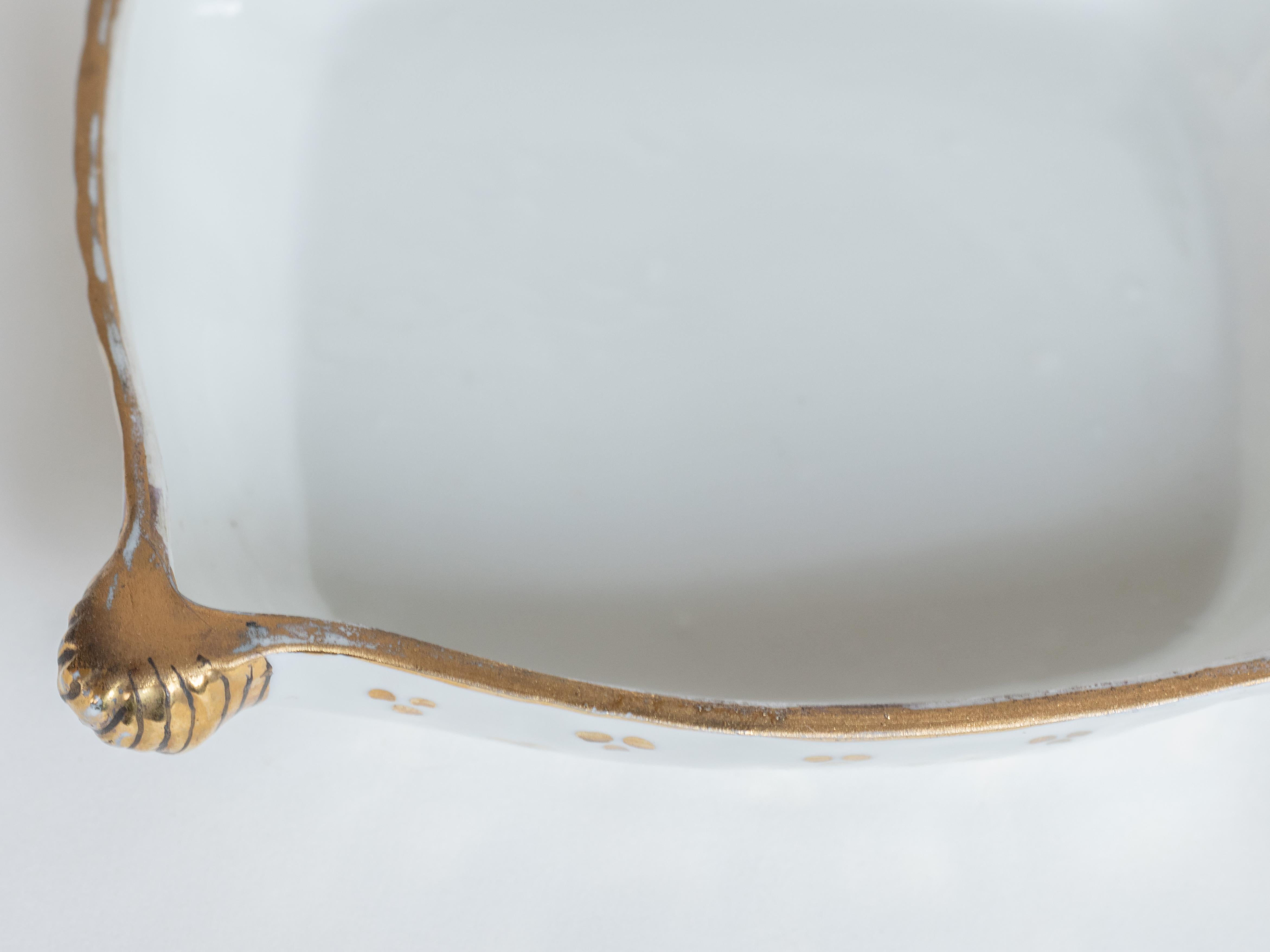 Boîte à bijoux à poudre en porcelaine Art déco avec dame par Kosso, Allemagne, 20e siècle en vente 7