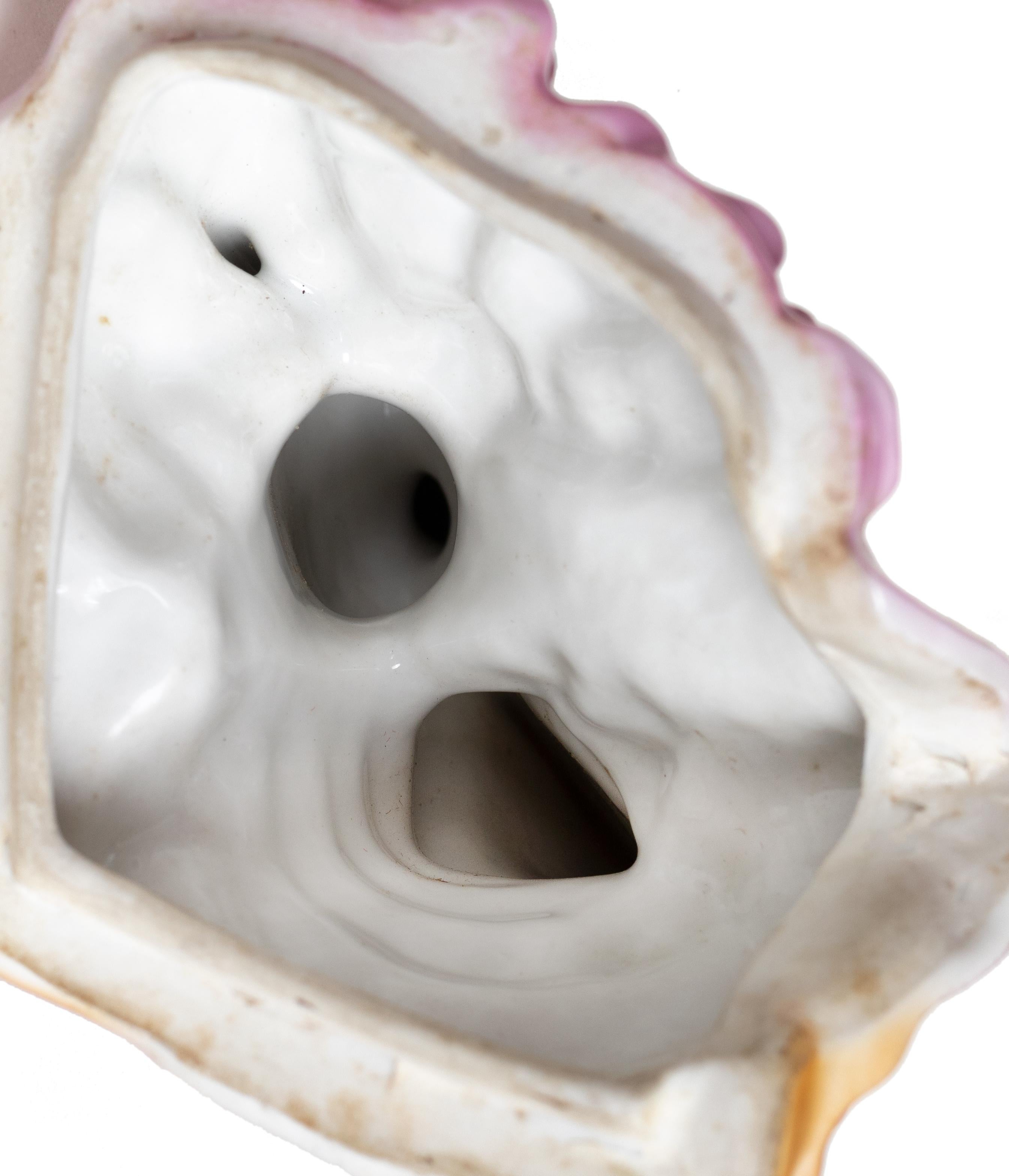 Boîte à bijoux à poudre en porcelaine Art déco avec femme, années 1930 en vente 7