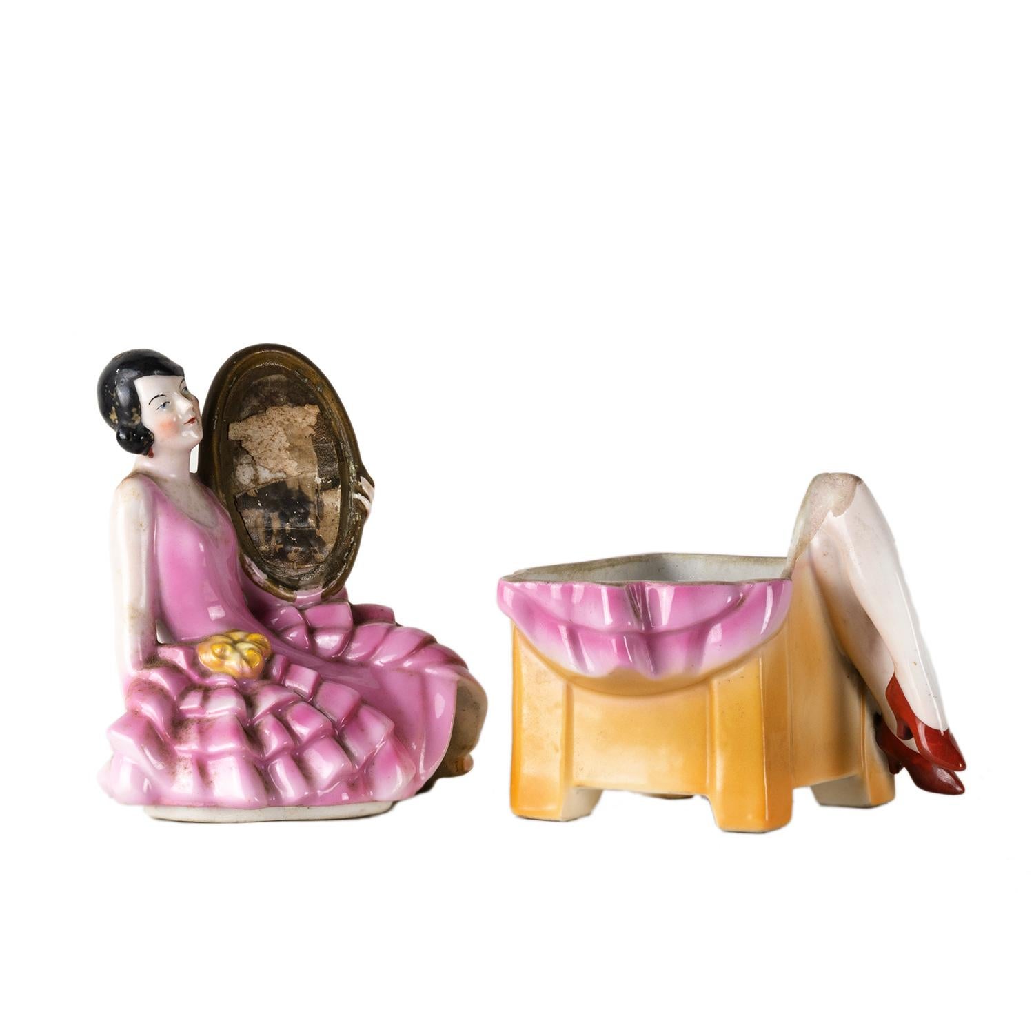 Boîte à bijoux à poudre en porcelaine Art déco avec femme, années 1930 en vente 9