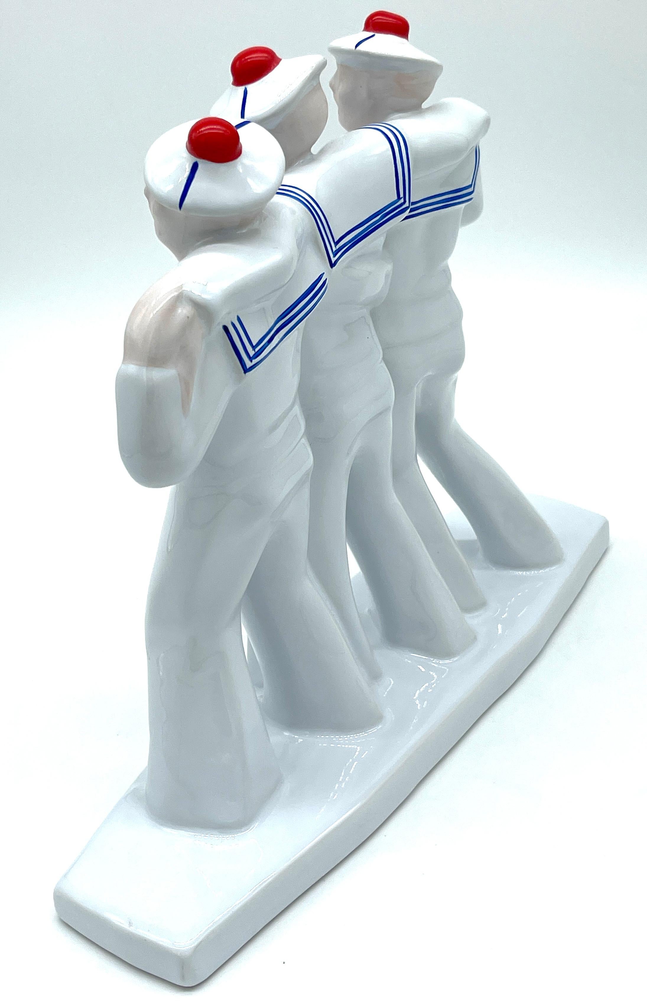Sculpture en porcelaine Art déco « Trois marinsunken » d'Edouard Cazaux pour DAX en vente 1