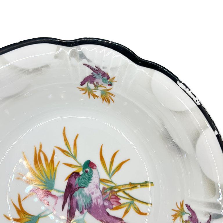 Art-Déco-Porzellan-Servierschale mit tropischem lila Papagei-Motiv aus Porzellan – Deutschland (Keramik) im Angebot