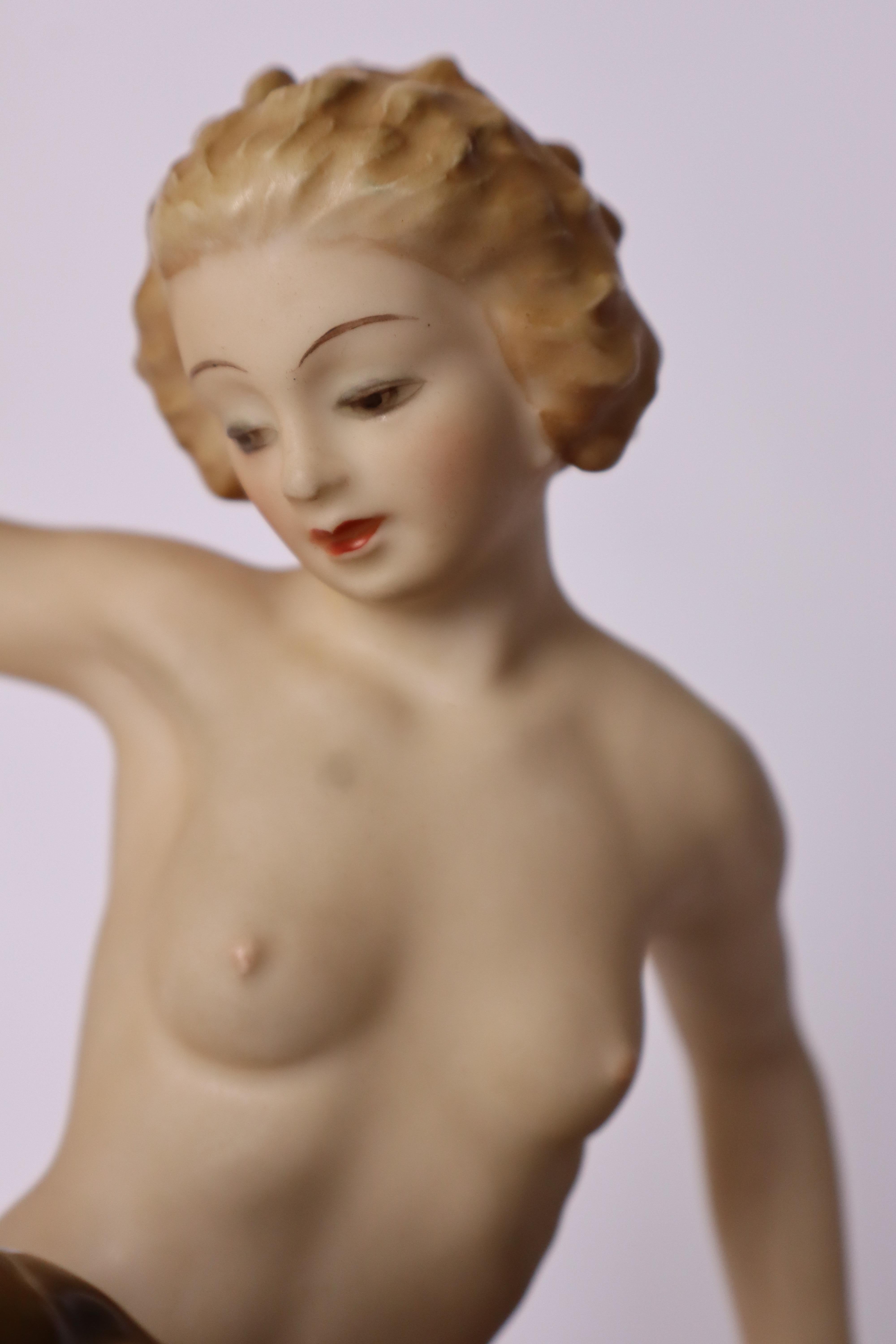 Porcellana Statua in porcellana Art-déco: 