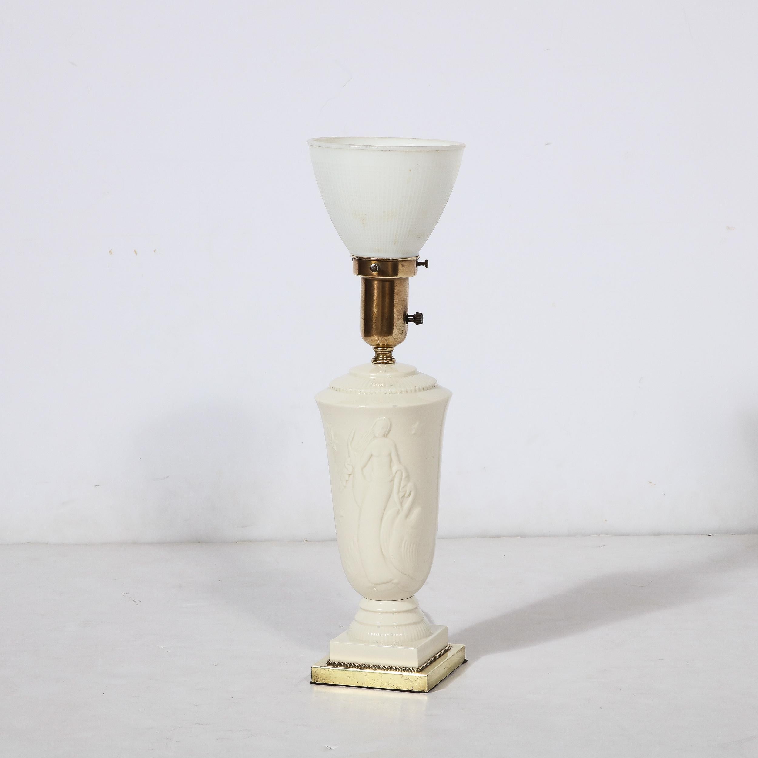 Art Deco Porzellan Tischlampe von Leda und dem Swan von De Vegh für Lenox (amerikanisch) im Angebot