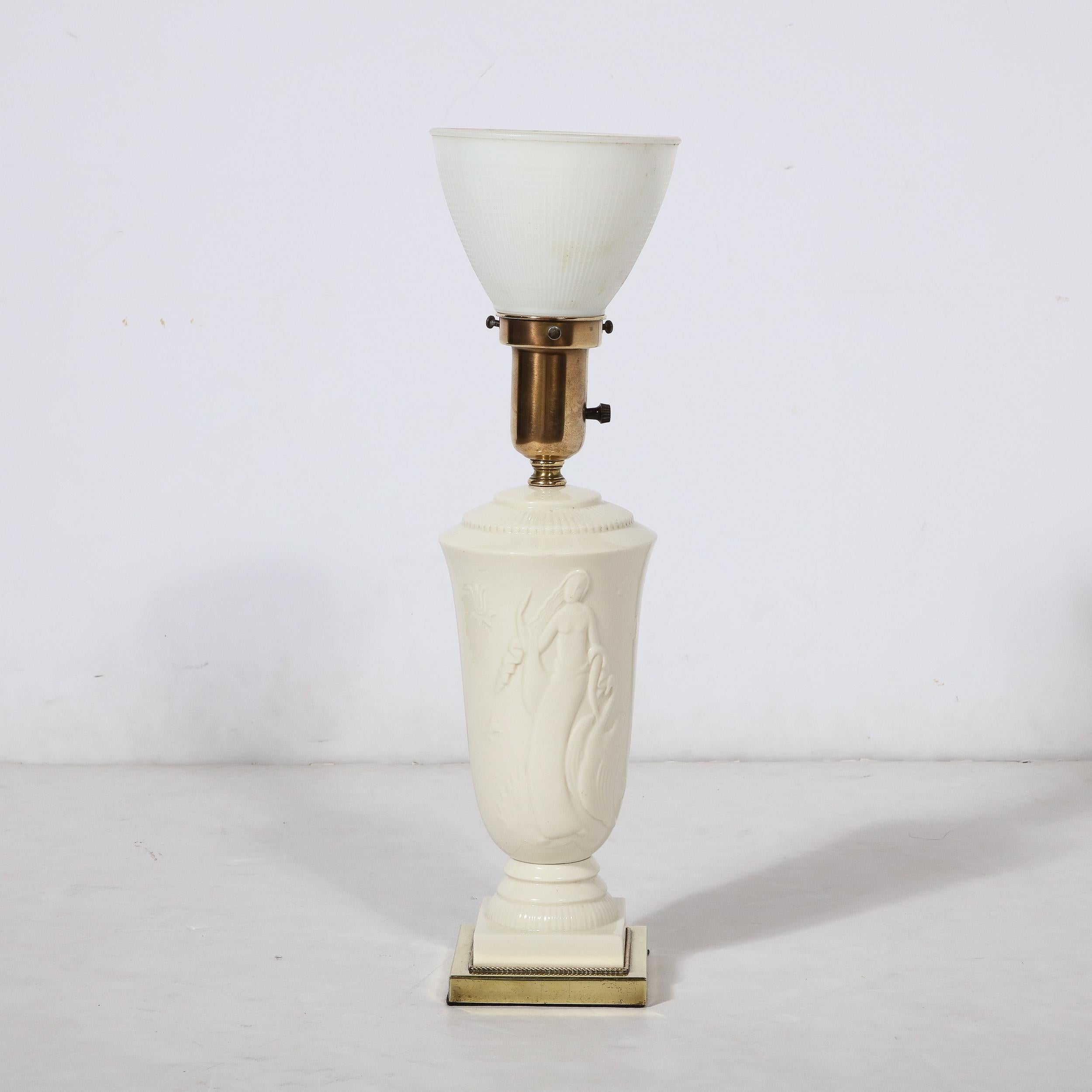 Art Deco Porzellan Tischlampe von Leda und dem Swan von De Vegh für Lenox im Zustand „Hervorragend“ im Angebot in New York, NY