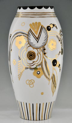 Art Deco porcelain vase with flowers Ernest Ventrillon Les Arts Réunis 1930
