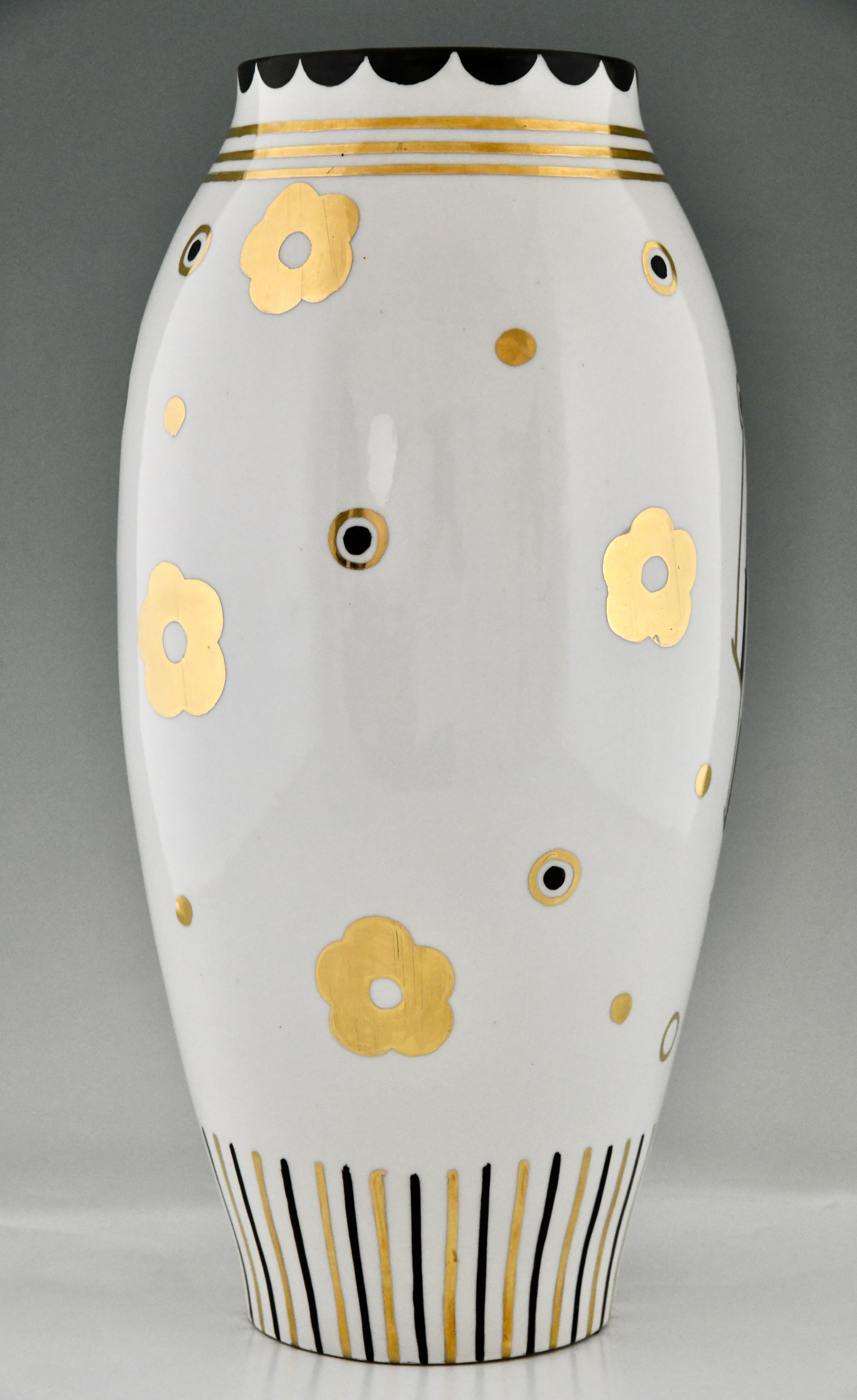 Mid-20th Century Art Deco porcelain vase with flowers Ernest Ventrillon Les Arts Réunis 1930 For Sale