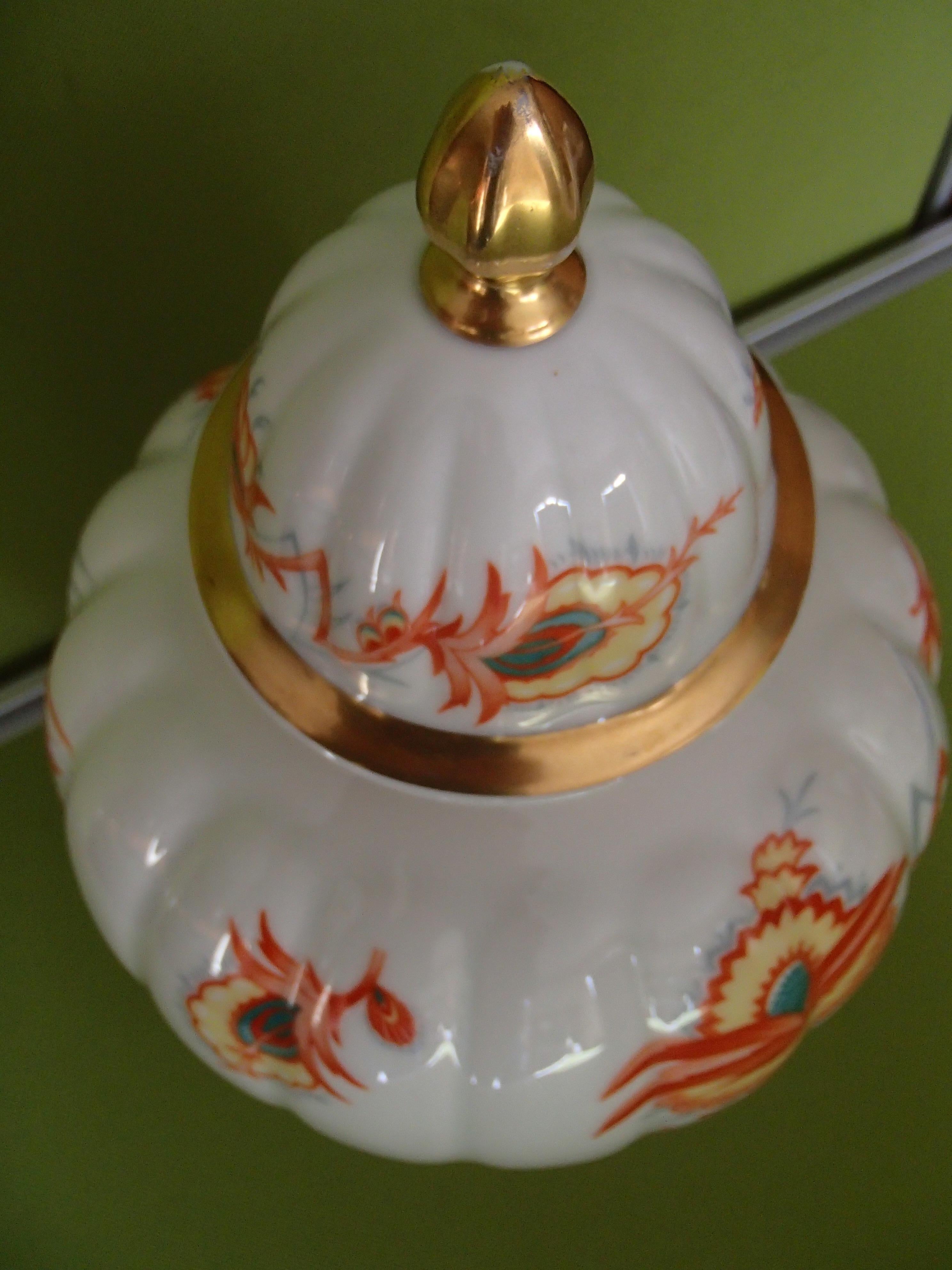 Vase en porcelaine Art déco avec couvercle de THOMAS Bavaria avec fleurs cubistes  en vente 2