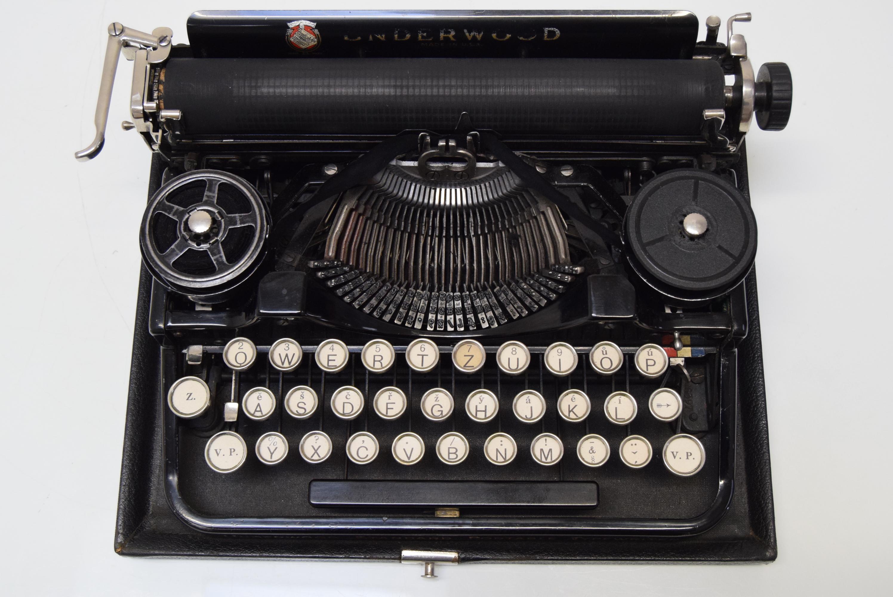 Art Deco Portable Typewriter/Underwood Typewriter Company, USA, circa 1923 8