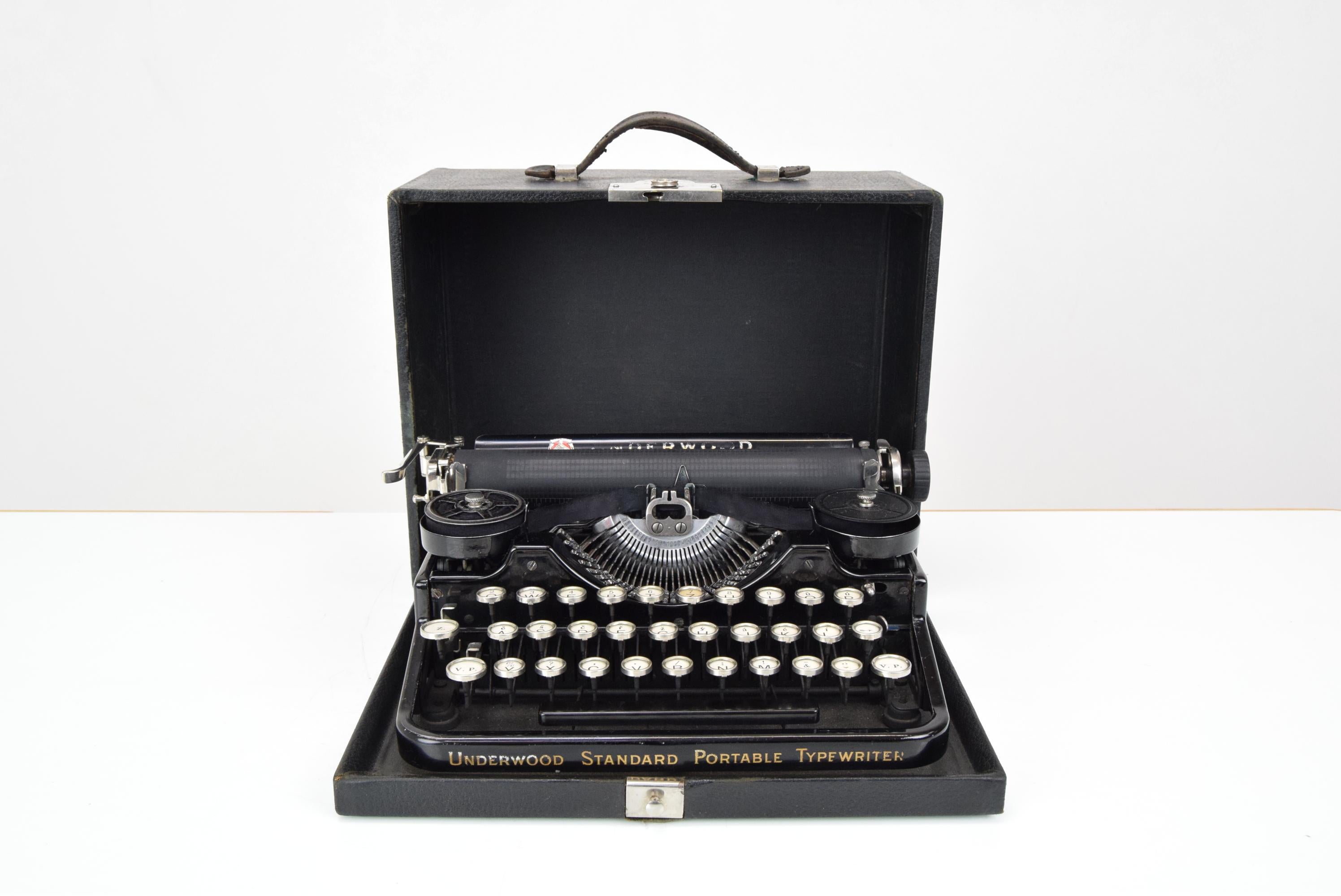 American Art Deco Portable Typewriter/Underwood Typewriter Company, USA, circa 1923