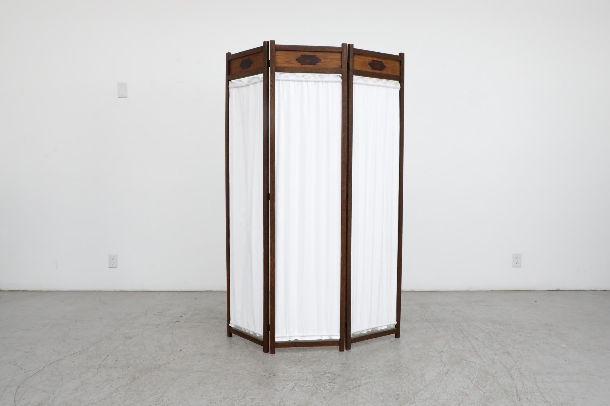 Art Deco Privacy Screen or Room Divider with Decorative Detail For Sale 3