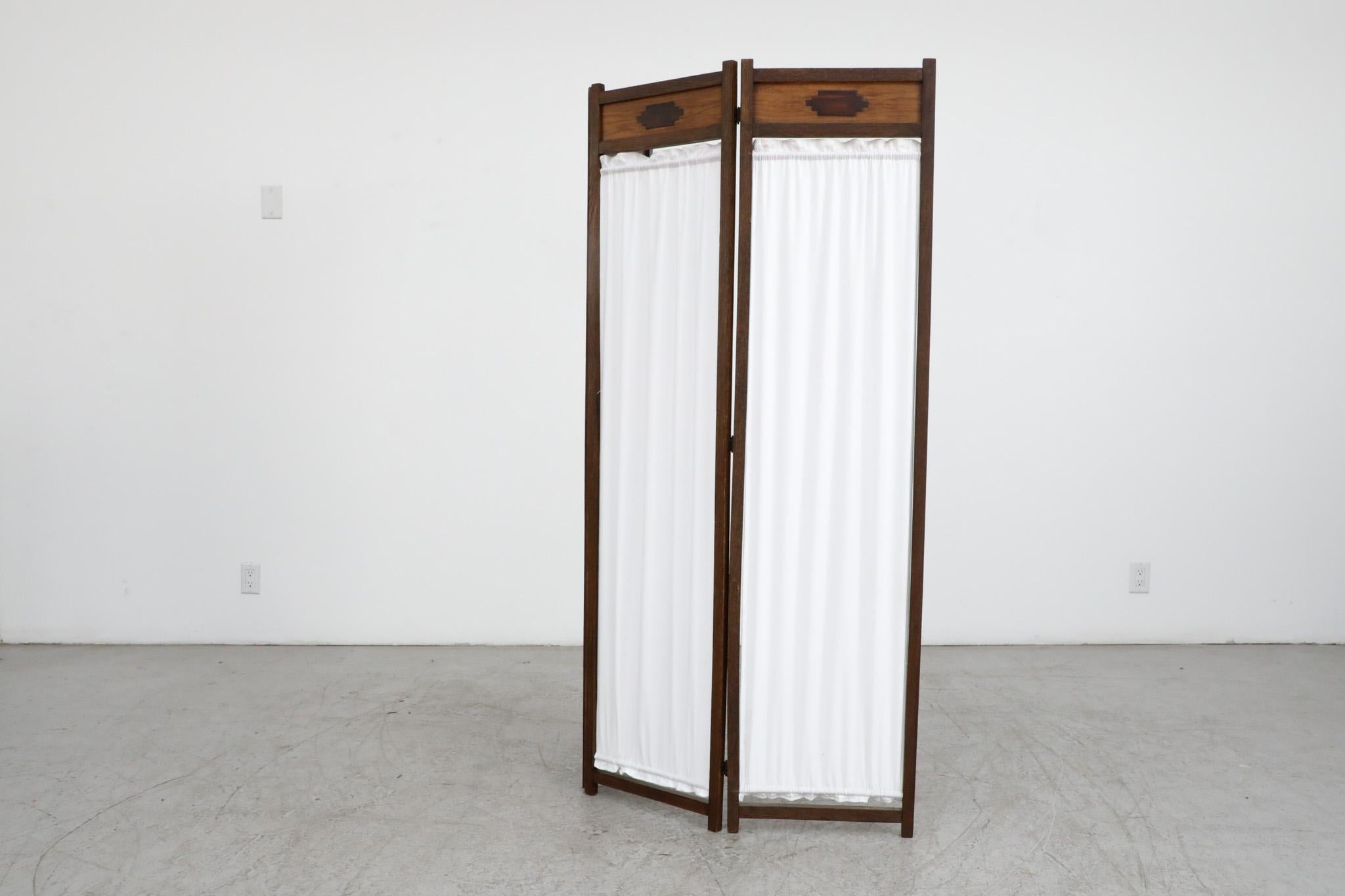 Art Deco Privacy Screen or Room Divider with Decorative Detail In Good Condition For Sale In Los Angeles, CA