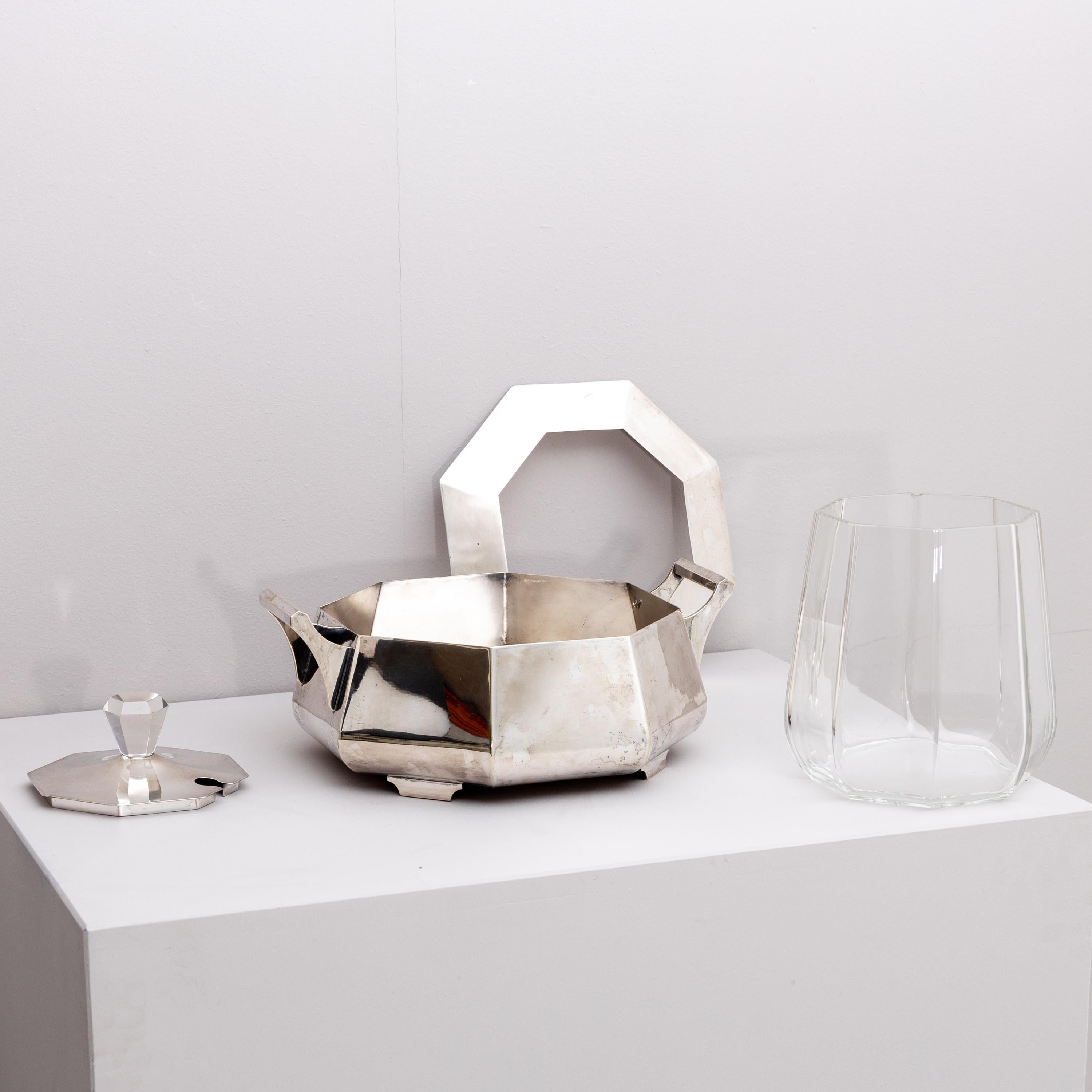Large punch bowl, manufacturer Berliner Elektro Plated Waren Fabrik, glass and metal silver plated, consisting of ice bowl with cover, glass insert with lid, cut glass knob. Marked on the bottom 