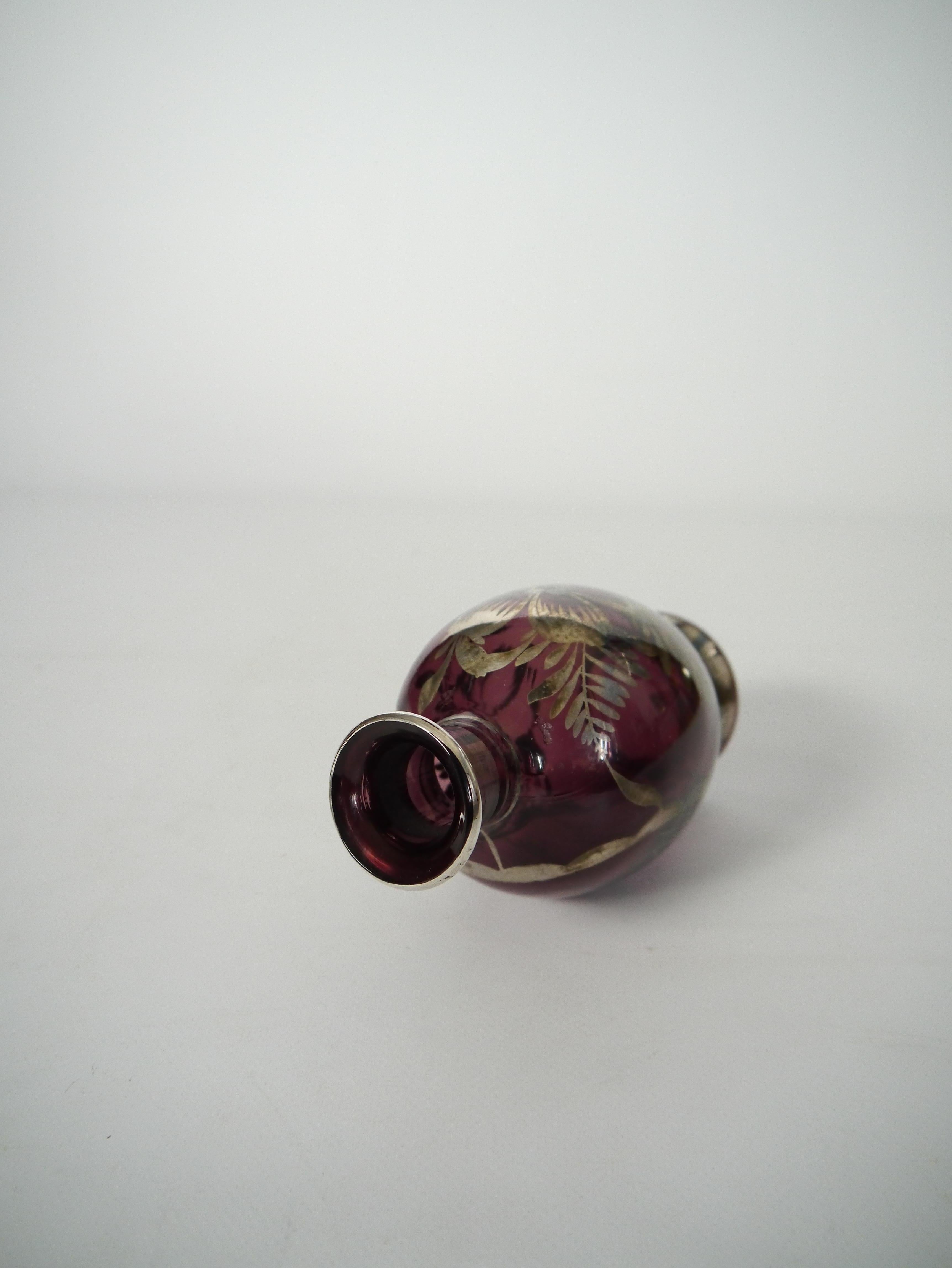 Art Deco Purple Silver Overlay Venetian Vase, Italy 1930s In Good Condition For Sale In Barcelona, ES