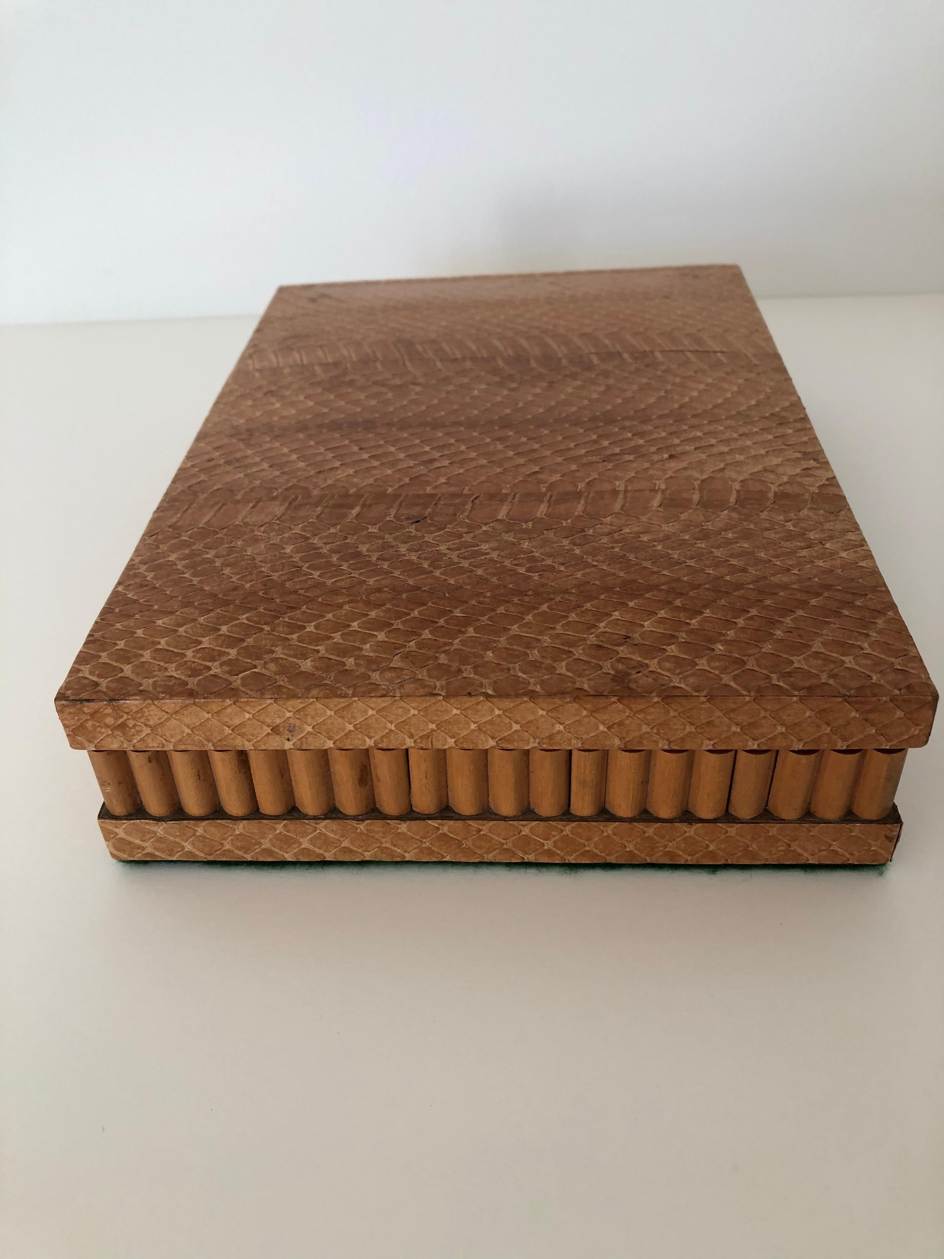 Art Deco Python Sandalwood Cigar / jewelry box  In Good Condition For Sale In Westport, CT