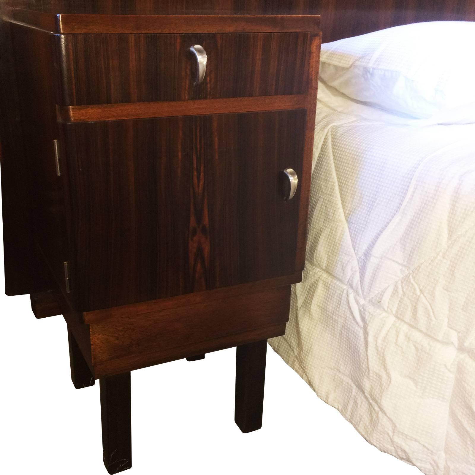 Art Deco Queen-Size Bed and Bedside Tables in Macassar Wood For Sale 2