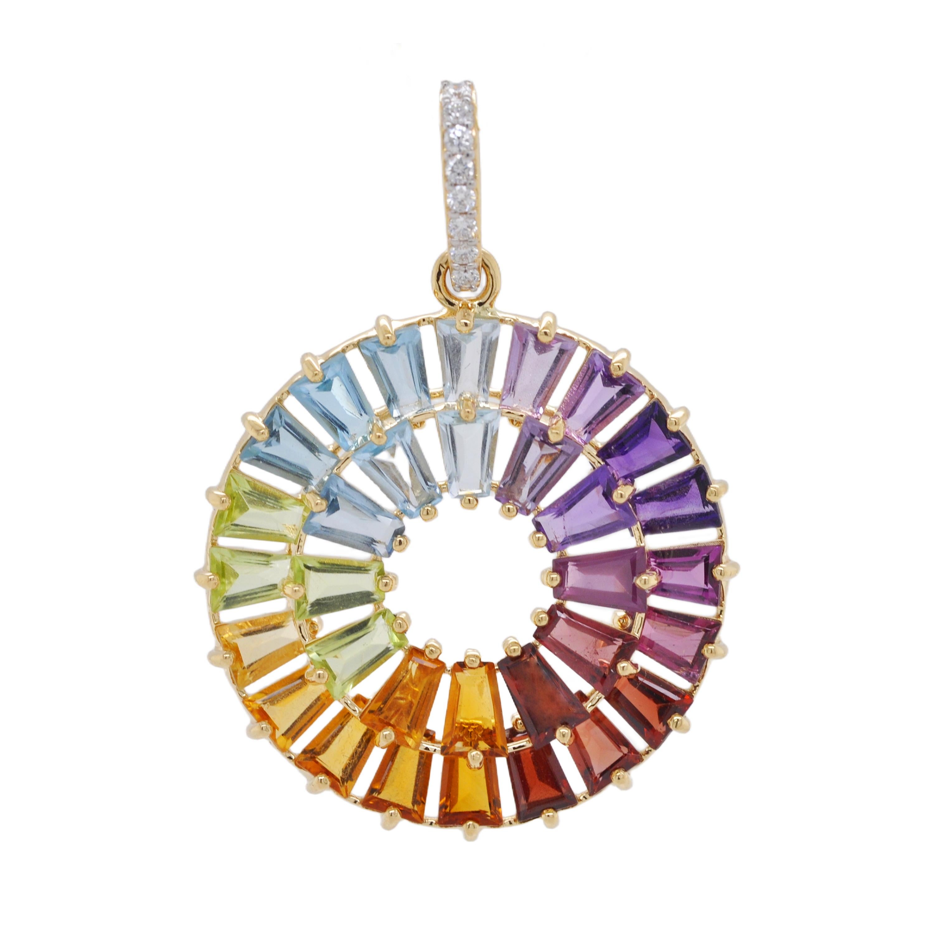 Ciondolo circolare in oro Art Deco Rainbow Multicolore Natural Gemstone in vendita