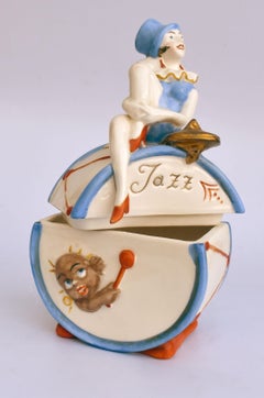 Art Deco Rare Ceramic Bonbonniere Box, German, c1930