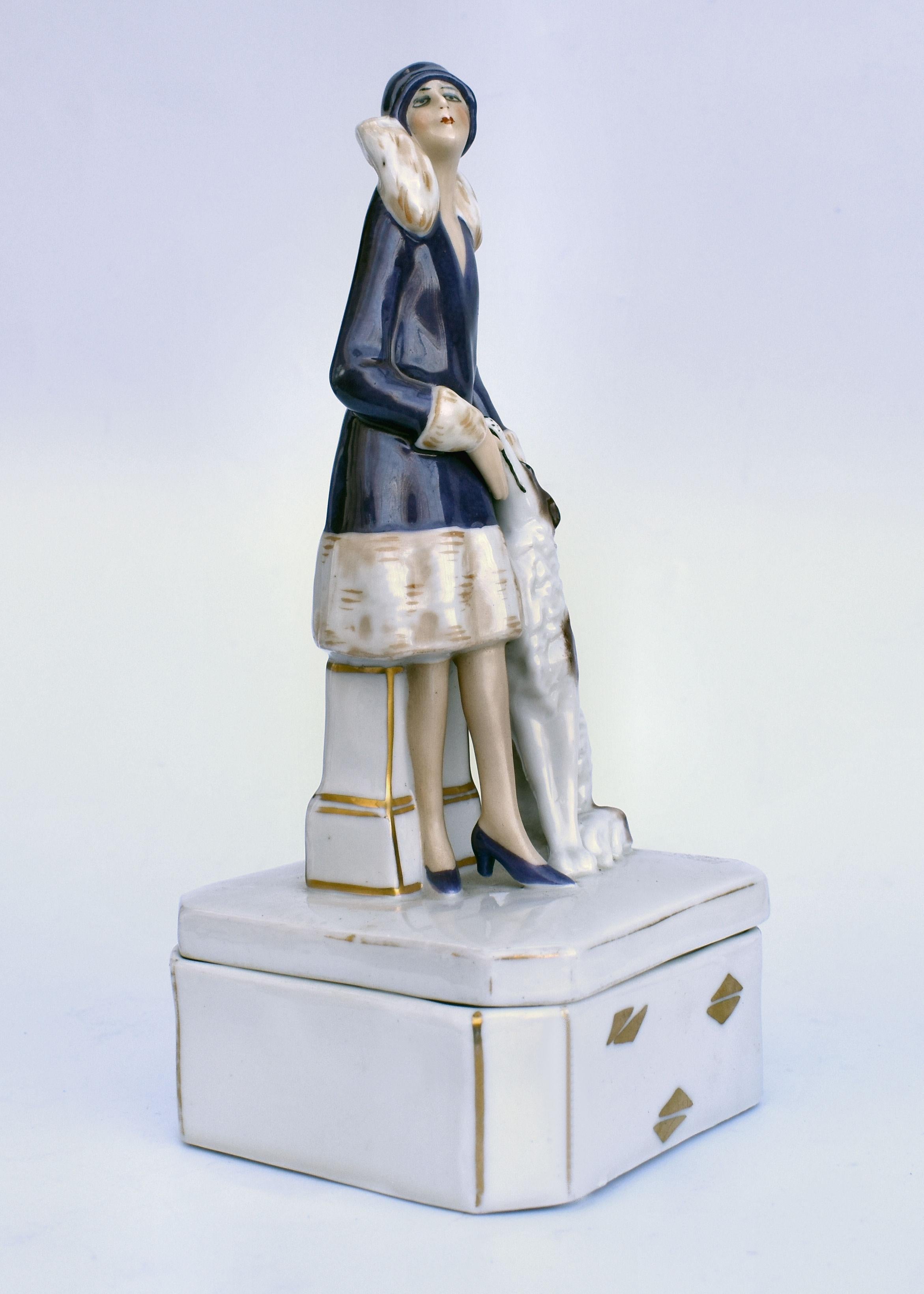 Céramique Boîte à poudre en céramique Art Déco rare de Fasold & Stuach, vers 1930 en vente