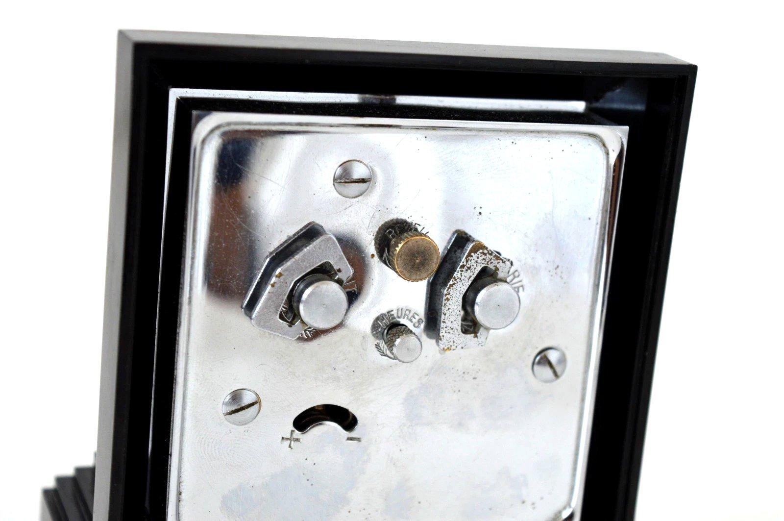 Art Deco Rare Chrome & Bakelite Clock By Blangy Clockmakers, French, c1930 (Glas) im Angebot