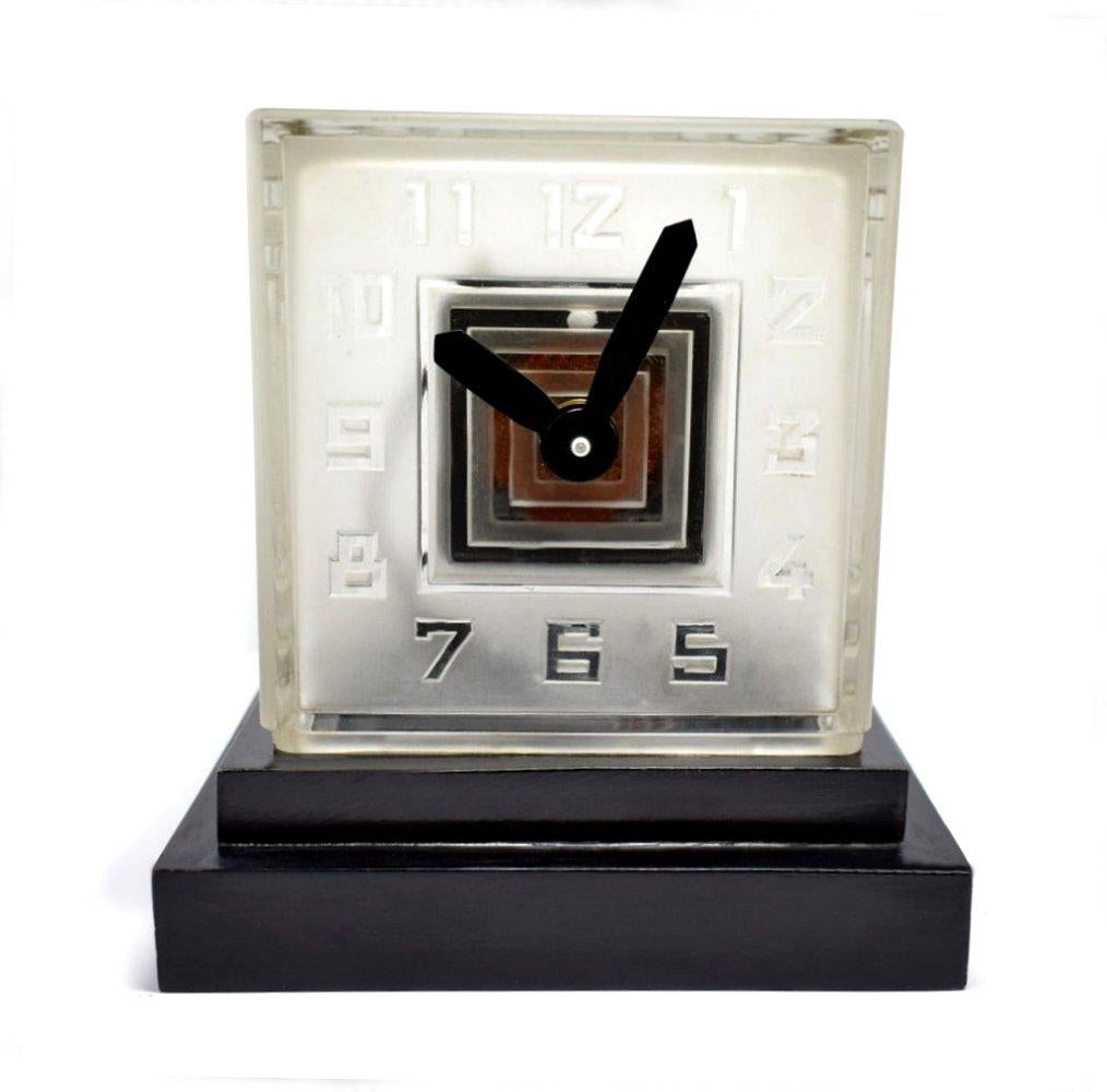 Art Deco Rare Modernist Glass Clock, Signed P.M.Favre, France, c1930s For Sale 2