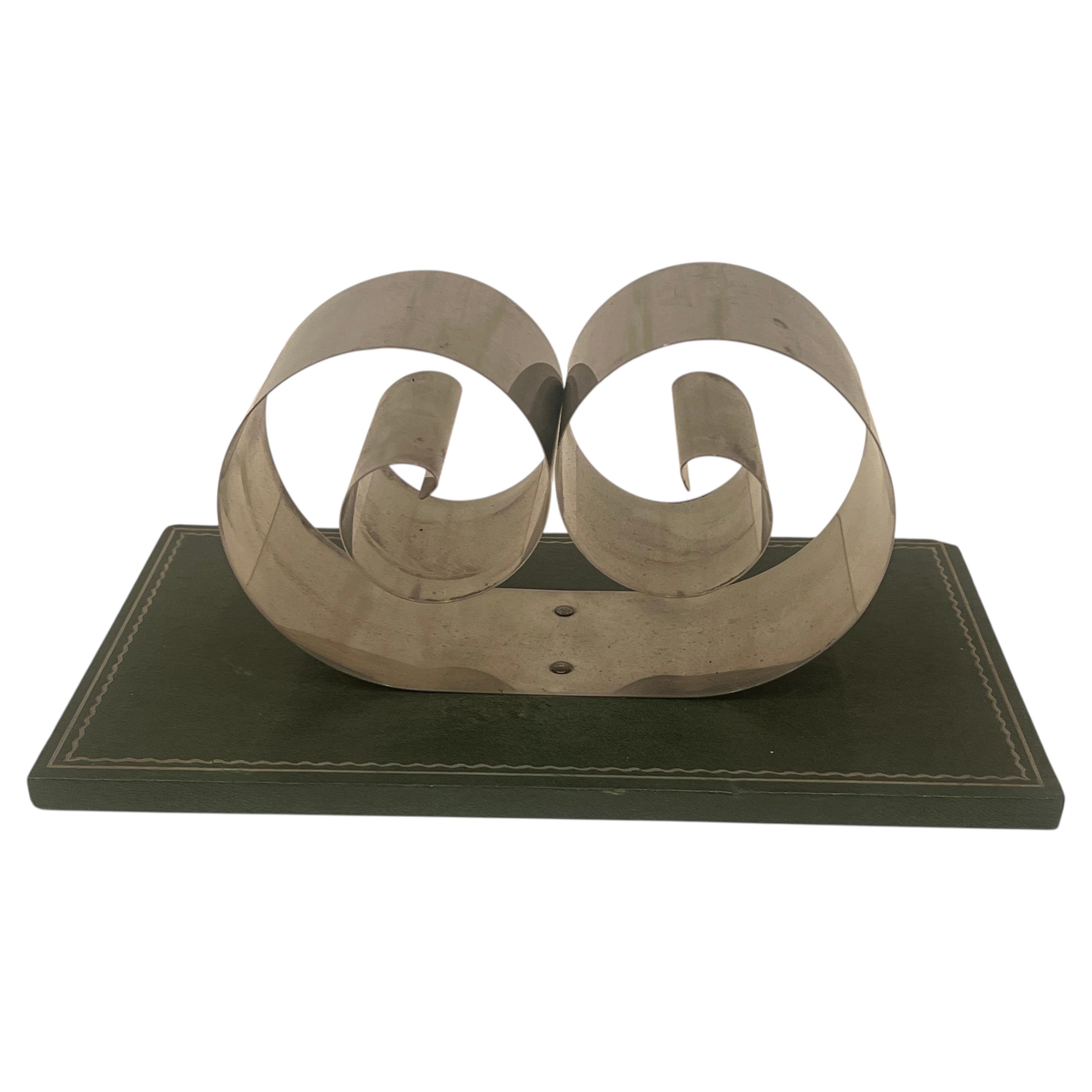 Soporte automático para libros Art Decó Revere Book Spring de Spring Lite en venta