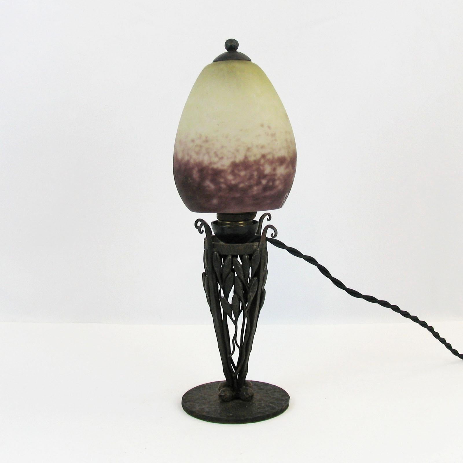 Art Deco Rare Robj Paris table Lamp with Rethondes Glass Shade, France, 1920s For Sale 1