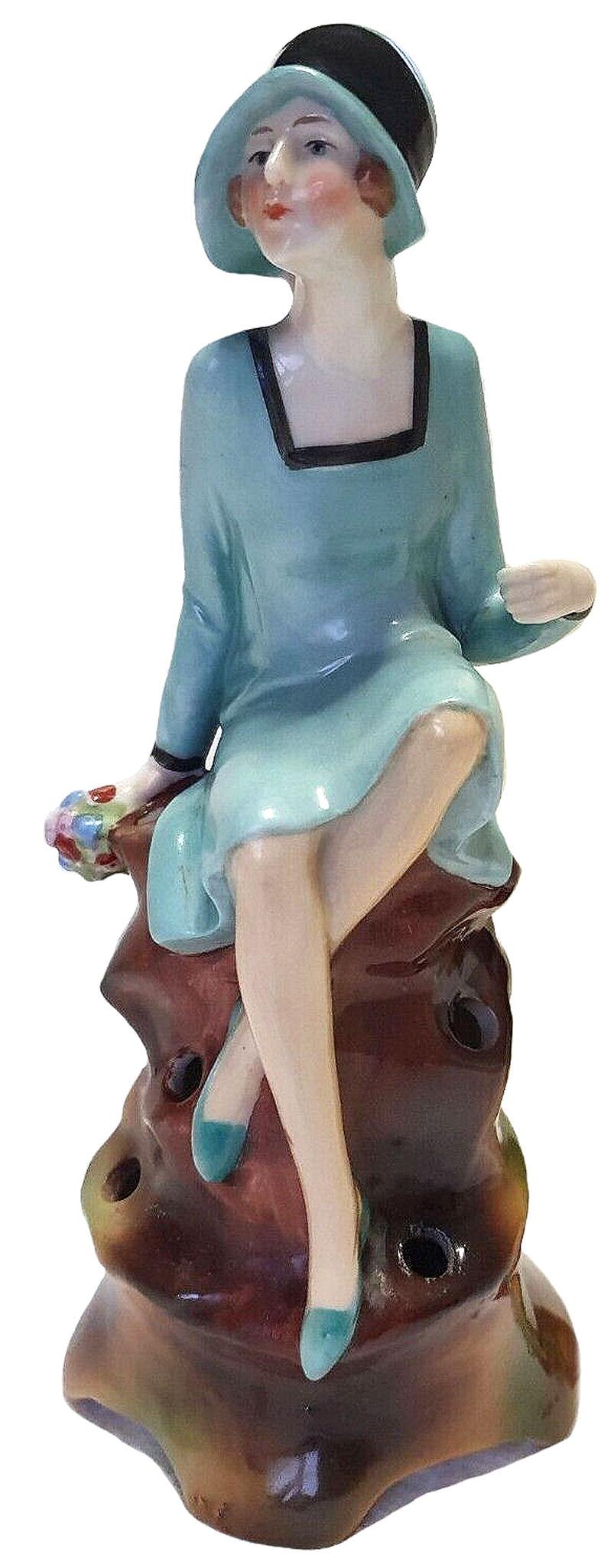 Art Deco Rare Sized Flapper Girl Porcelain Hatpin Holder, C1930 For Sale 3